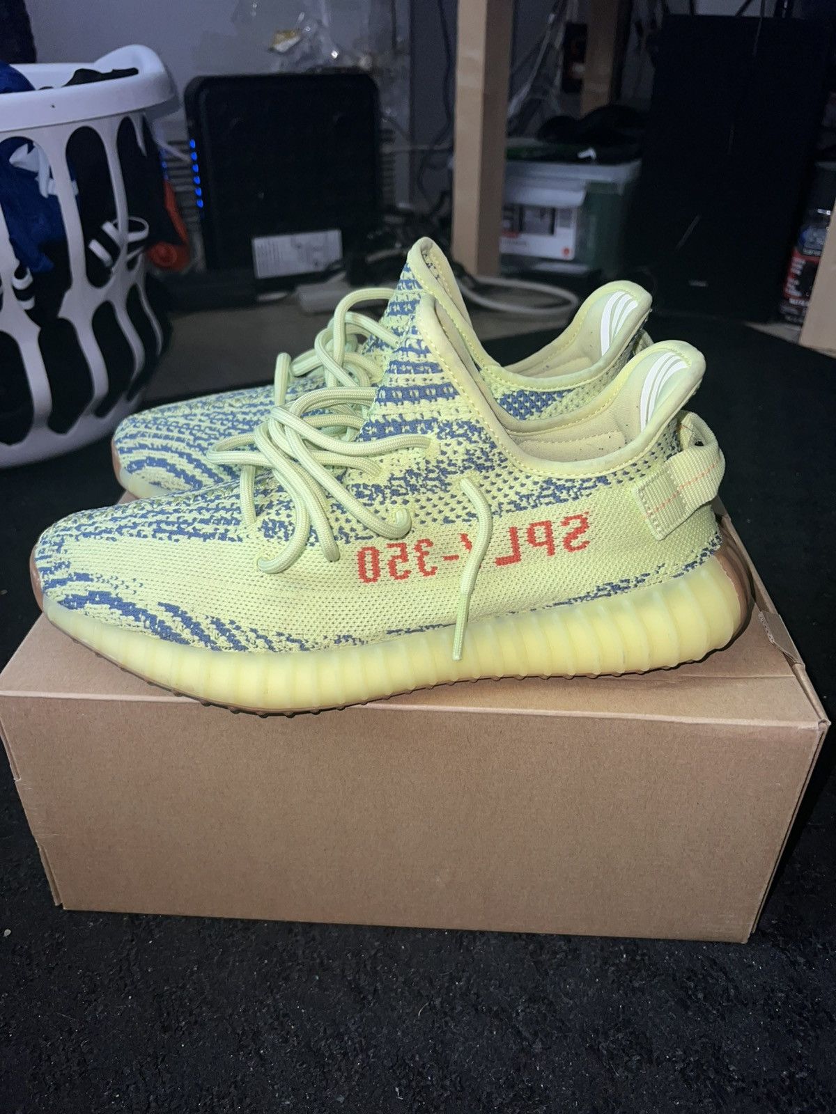 Adidas × Yeezy Yeezy Boost 350 V2 Size US 8.5 / EU 41-42 - 6 Thumbnail
