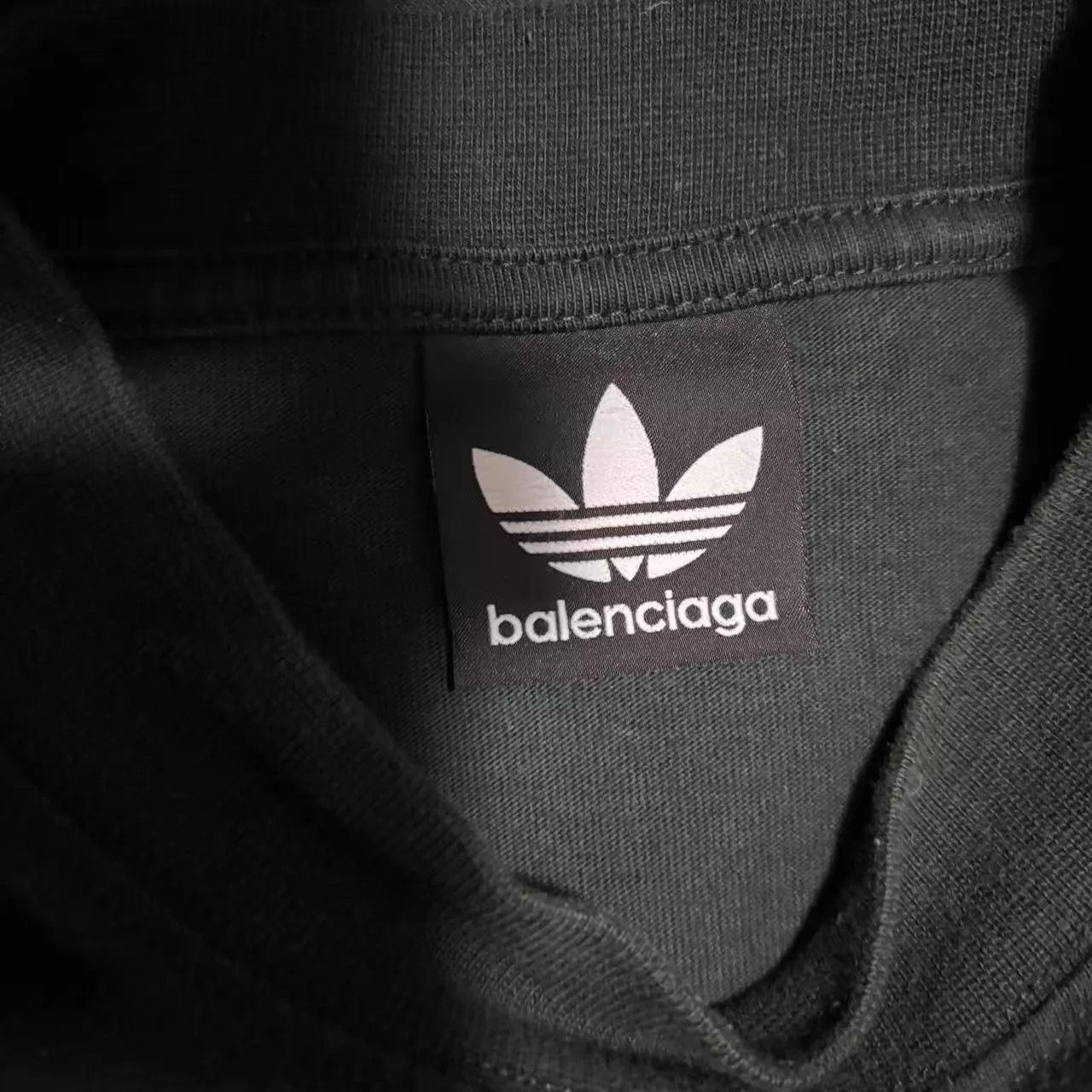 Balenciaga Balenciaga x adidas FW22 Embroidered Logo Crew SS Tee Sz 2 Size XS / US 0-2 / IT 36-38 - 3 Thumbnail