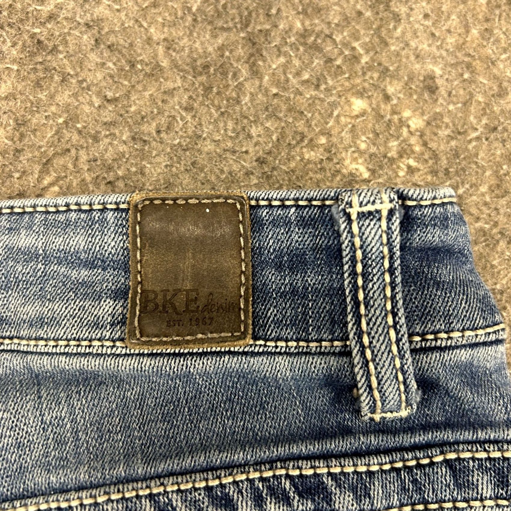 Vintage BKE Payton Jeans Women 27x31.5 Blue Skinny Mid Rise Regular Denim 5-Pocket Distressed Logo Buckle Bke Jeans Size 27" / US 4 / IT 40 - 3 Thumbnail