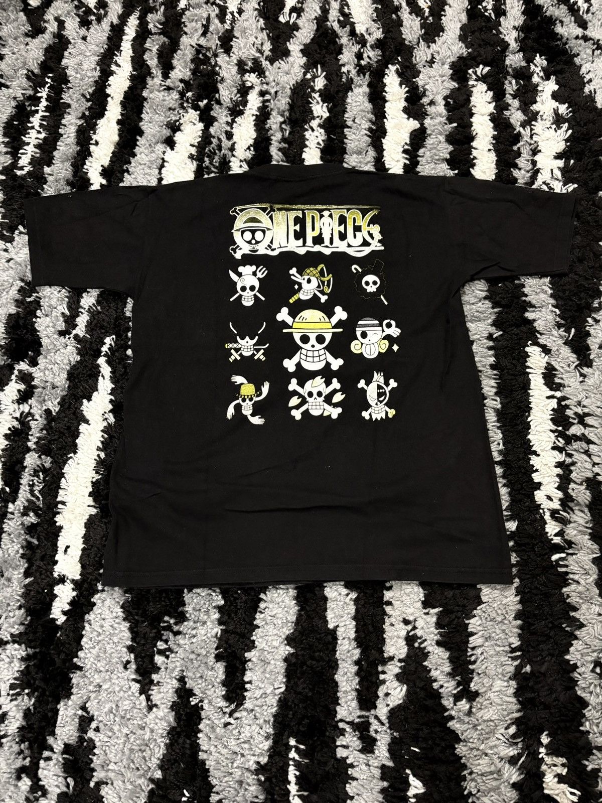 Anime One piece anime big graphic rare t-shirt vintage style y2k Size US L / EU 52-54 / 3 - 2 Thumbnail