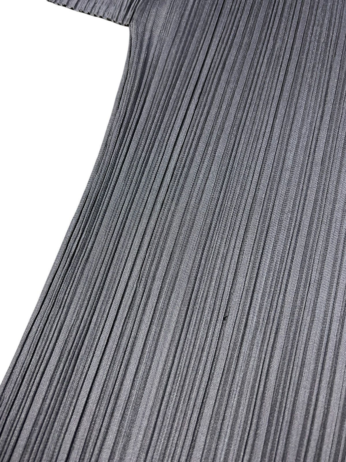 Pleats Please Issey Miyake Vintage Issey Miyake Pleats Please Mock Neck Tops Size M / US 6-8 / IT 42-44 - 7 Thumbnail