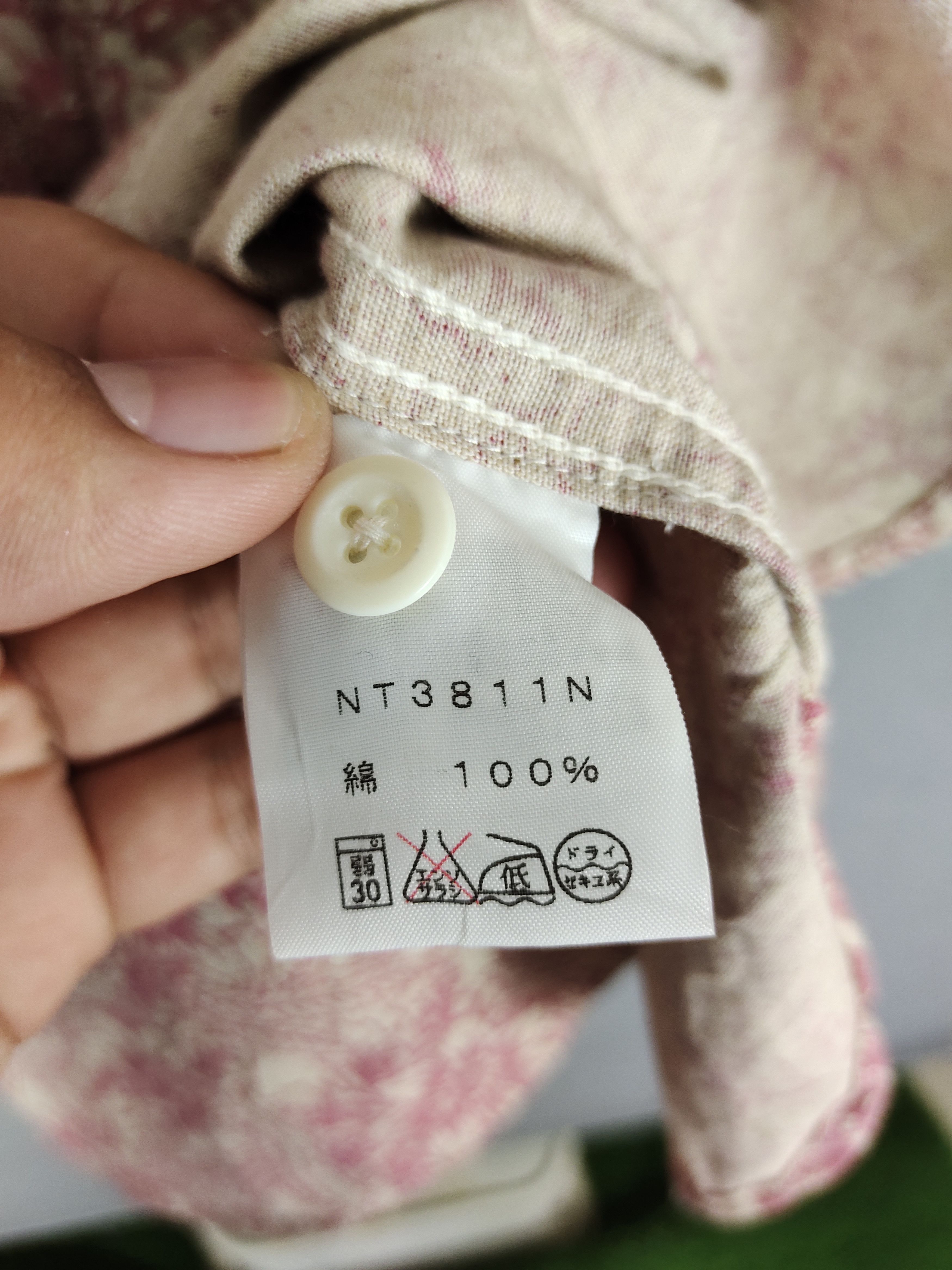 Nanamica × The North Face Purple Label The North Face Purple Label Nanamica Flower Printed Shirt Size US L / EU 52-54 / 3 - 11 Thumbnail