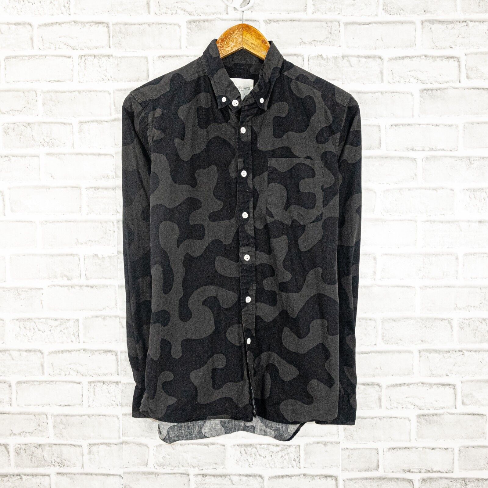 Saturdays NYC SATURDAYS Surf NYC Button Down Shirt Black Camo Print Size US S / EU 44-46 / 1 - 1 Thumbnail