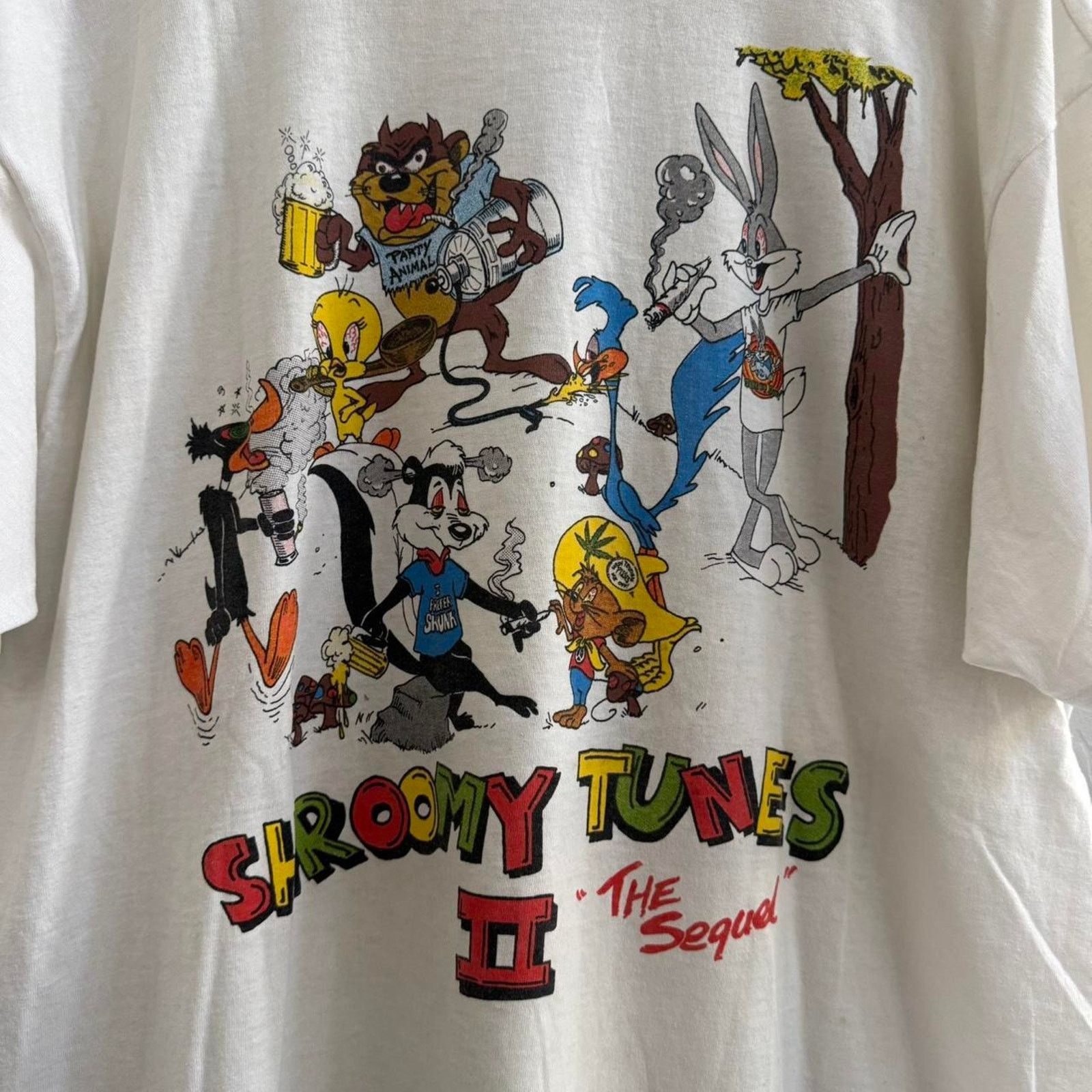 Fruit Of The Loom Vintage 90s looney tunes smoking parody t-shirt Size US XL / EU 56 / 4 - 5 Thumbnail