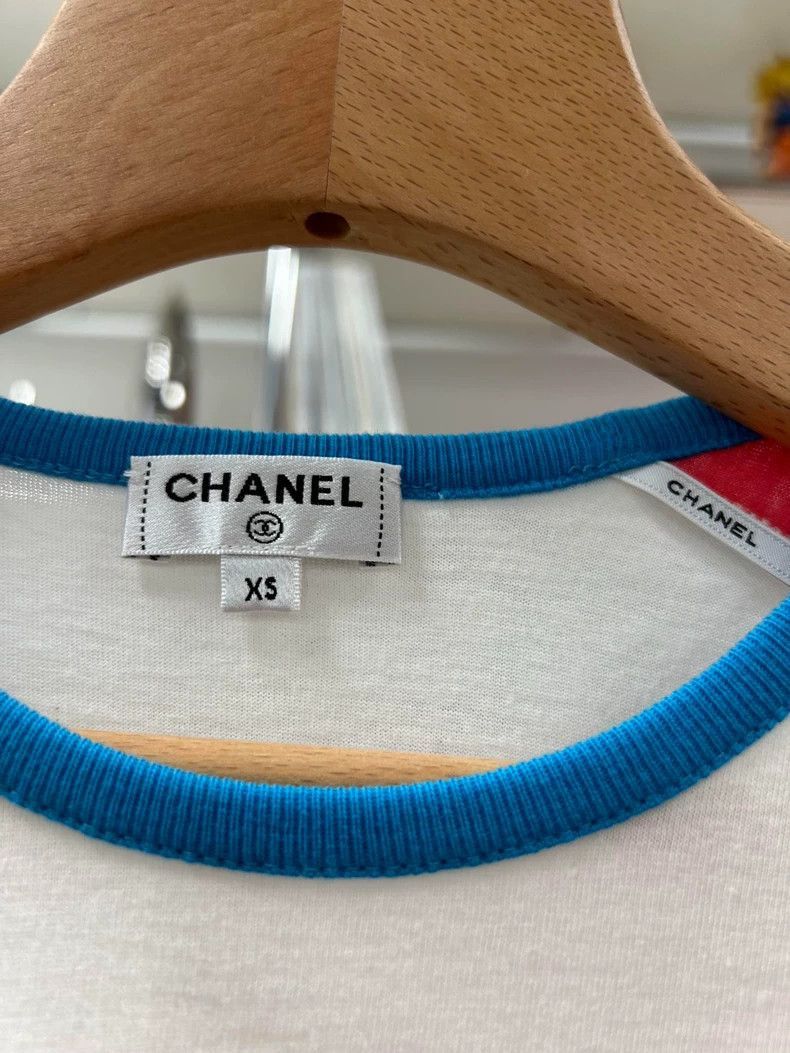 Chanel Vintage Chanel Cuba Series Graphic T-Shirt - dmc Size US XS / EU 42 / 0 - 4 Thumbnail