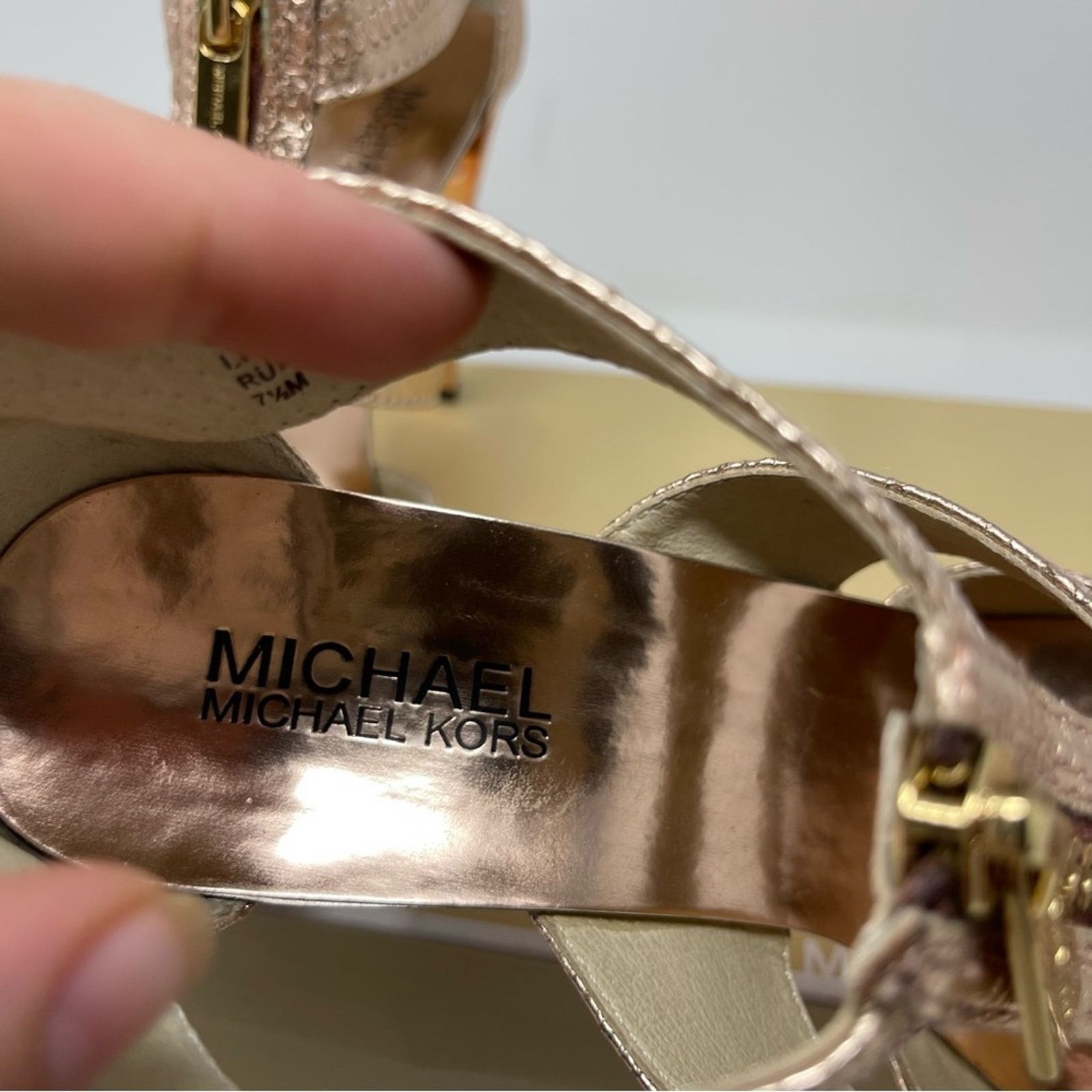 Michael Kors New MICHAEL Michael Kors Women's Metallic Berkley T-strap Size US 7.5 / IT 37.5 - 6 Thumbnail