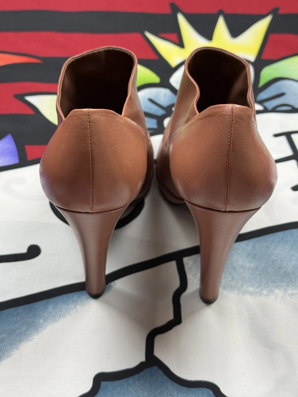 Yves Saint Laurent Yves Saint Laurent Paris Luxury Heels shoes size 38 Size US 8.5 / IT 38.5 - 8 Thumbnail