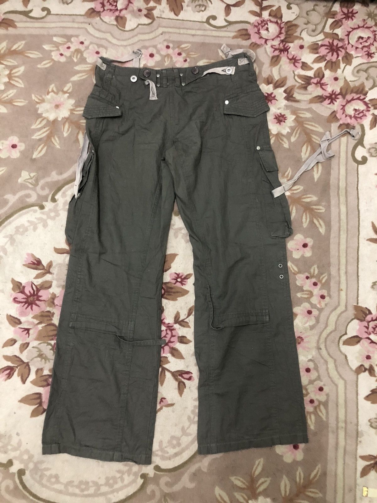 Japanese Brand Y2K Cargo Pants with Straps – Dark Grey Utility Streetwear Size US 31 - 9 Thumbnail