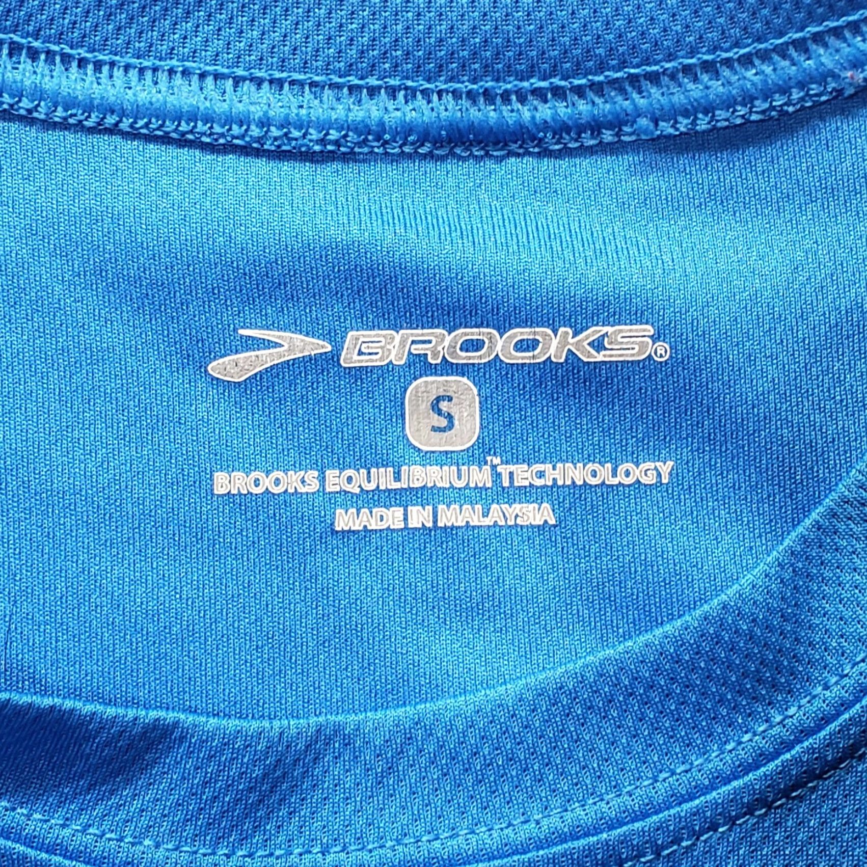 Brooks Brooks Shirt Rock N Roll Mini Marathon Series Tee Short Sleeve Adult S Blue Microfiber Shirt Rock N Roll Logo Size US S / EU 44-46 / 1 - 3 Thumbnail