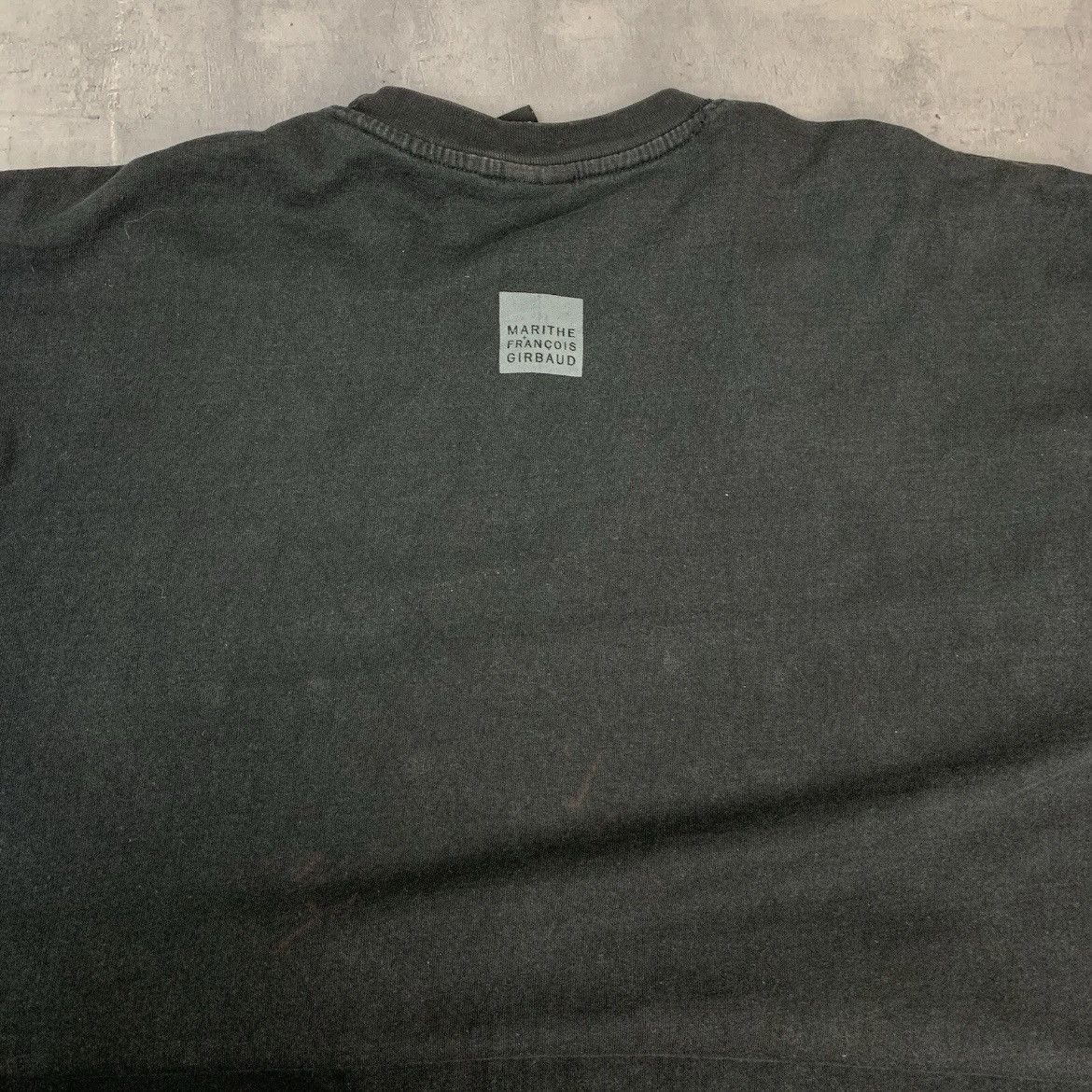 Marithe + Francois Girbaud Rare! Marithe Francois Girbaud Big Logo Tee Overprint Avant Size US XXL / EU 58 / 5 - 16 Thumbnail