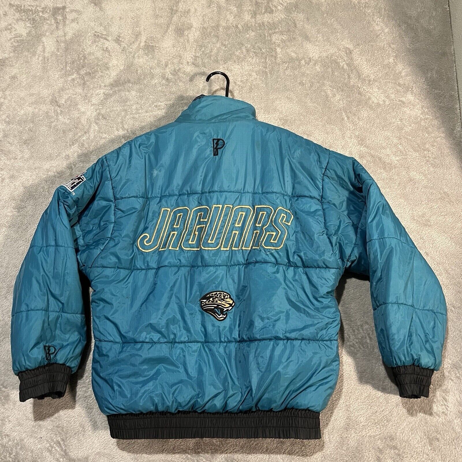 Pro Player Jacksonville Jaguars Pro Player Jacket Mens S Reversible NFL Size US S / EU 44-46 / 1 - 13 Thumbnail