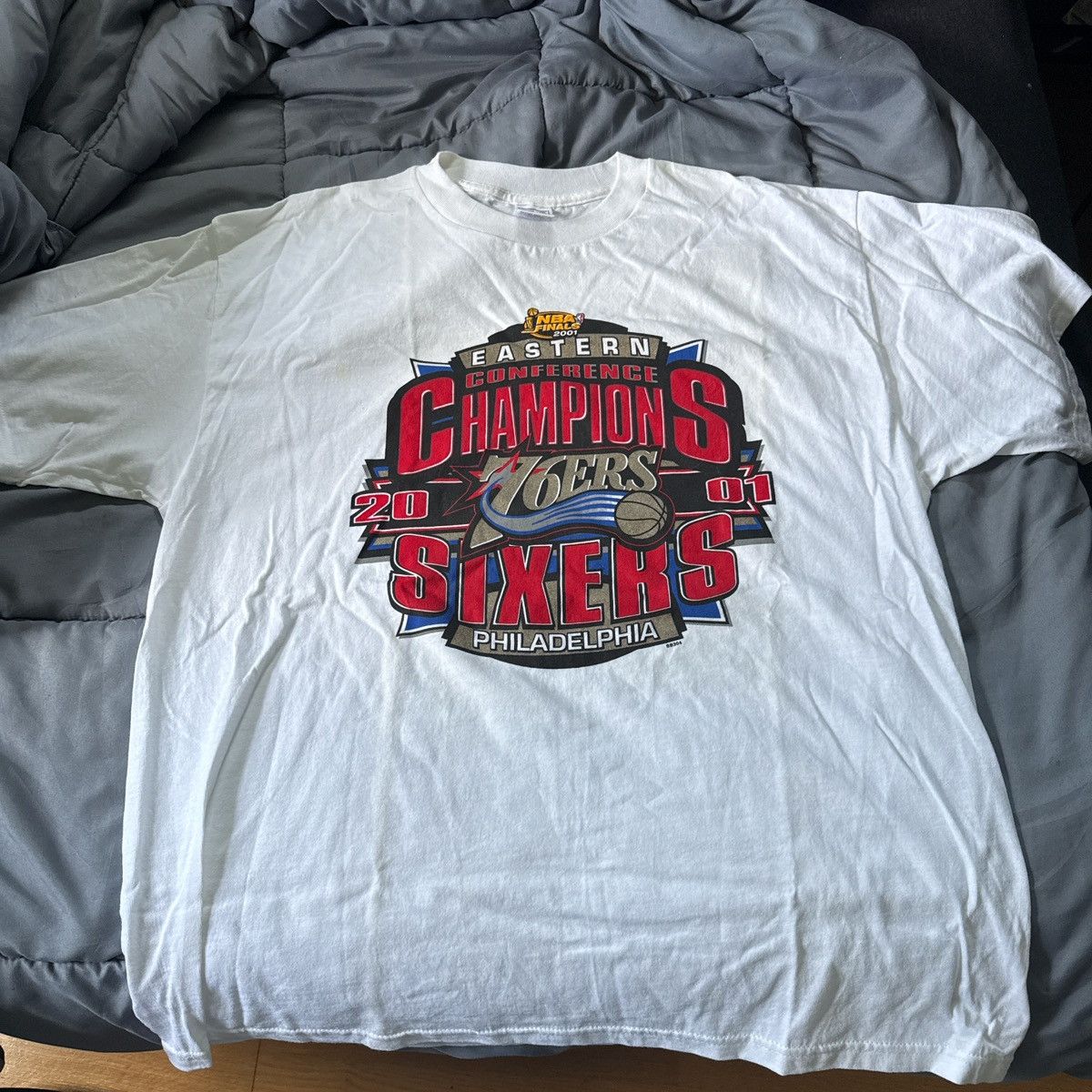 Other 2001 NBA Eastern Conference Champions T-Shirt - XL Size US XL / EU 56 / 4 - 1 Thumbnail