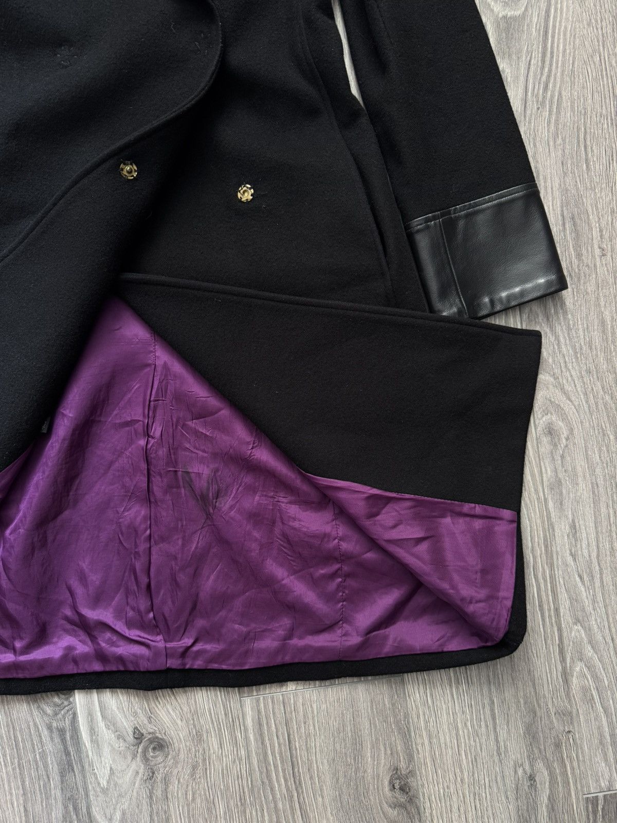 Dolce & Gabbana RARE Vintage Dolce & Gabanna wool/leather coat jacket XS Size XS / US 0-2 / IT 36-38 - 25 Thumbnail