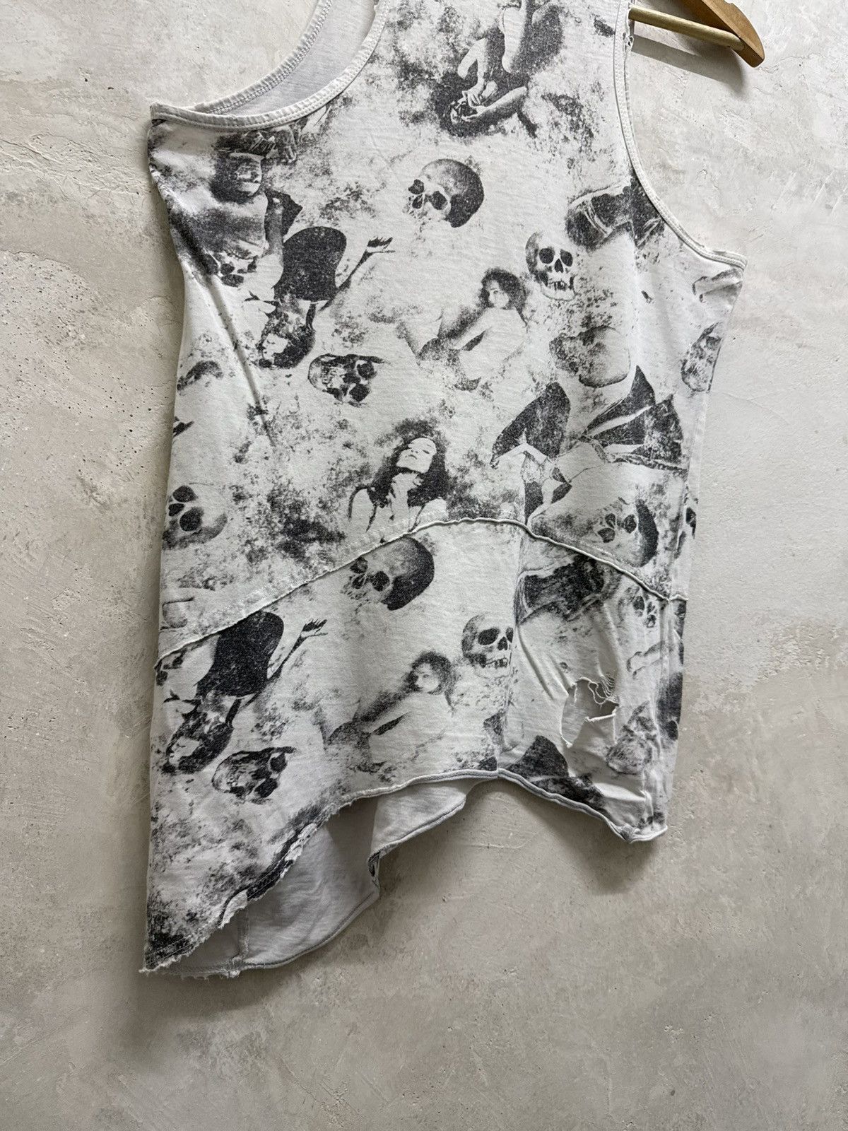 Japanese Brand Archive Gothic by Civariz Skull asymmetrical tank top ☠️ Size S / US 4 / IT 40 - 4 Thumbnail
