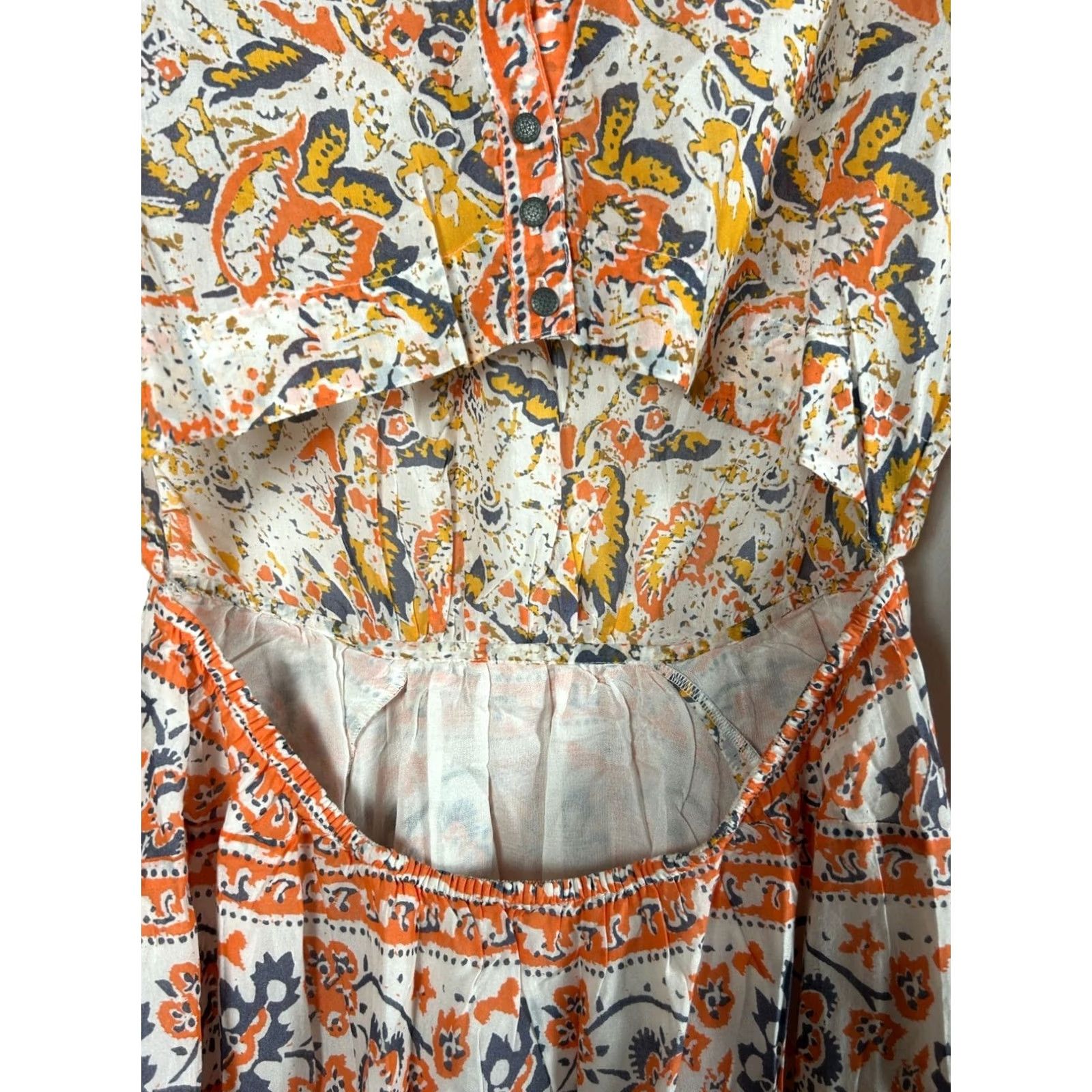 Free People VINTAGE-NOT? Free People Mini Dress Short Sun Printed Long Sleeve Cut Out Back Button NWOT Size S / US 4 / IT 40 - 4 Thumbnail