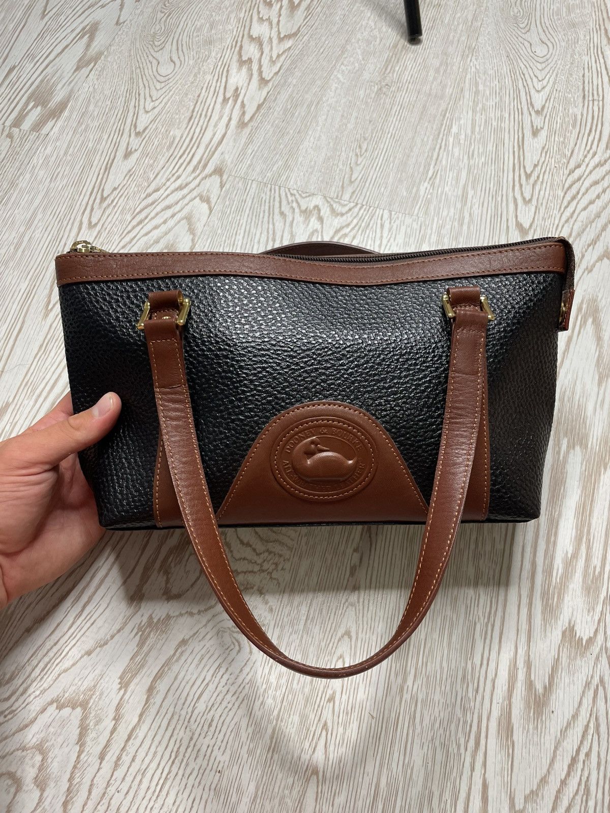 Dooney & Bourke Vintage Dooney&Bourke Made in USA Handle Bag Size ONE SIZE - 3 Thumbnail