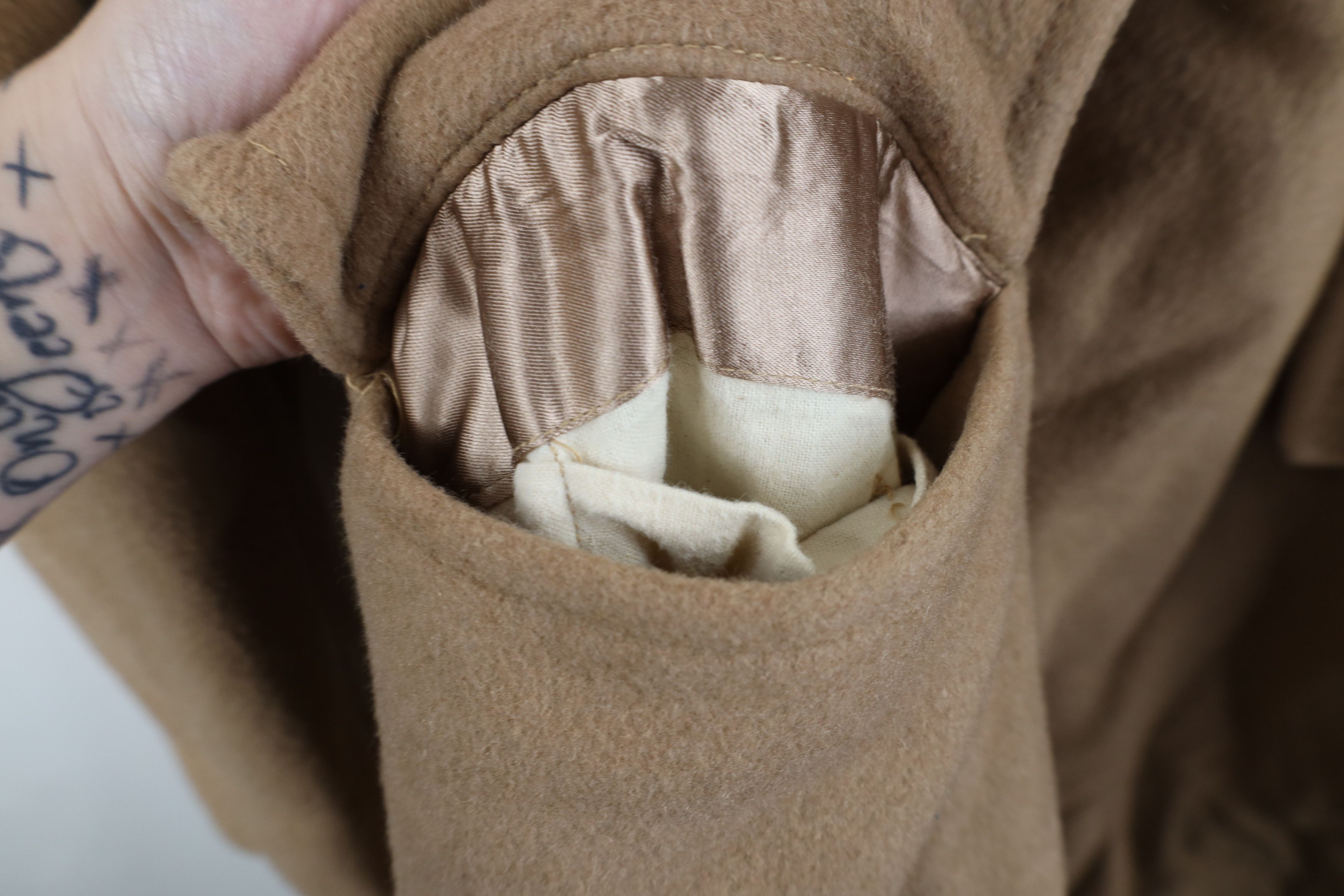 Vintage Vintage 90s Cashmere Blend Overcoat Car Jacket Beige Tan USA Size US XL / EU 56 / 4 - 6 Thumbnail