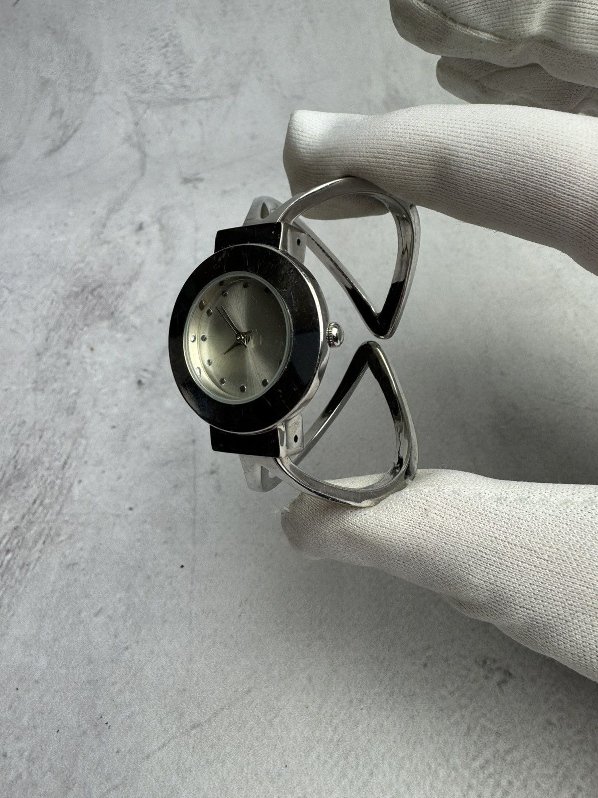Japanese Brand Vintage Futuristic Japanese Style Watch Size ONE SIZE - 1 Thumbnail