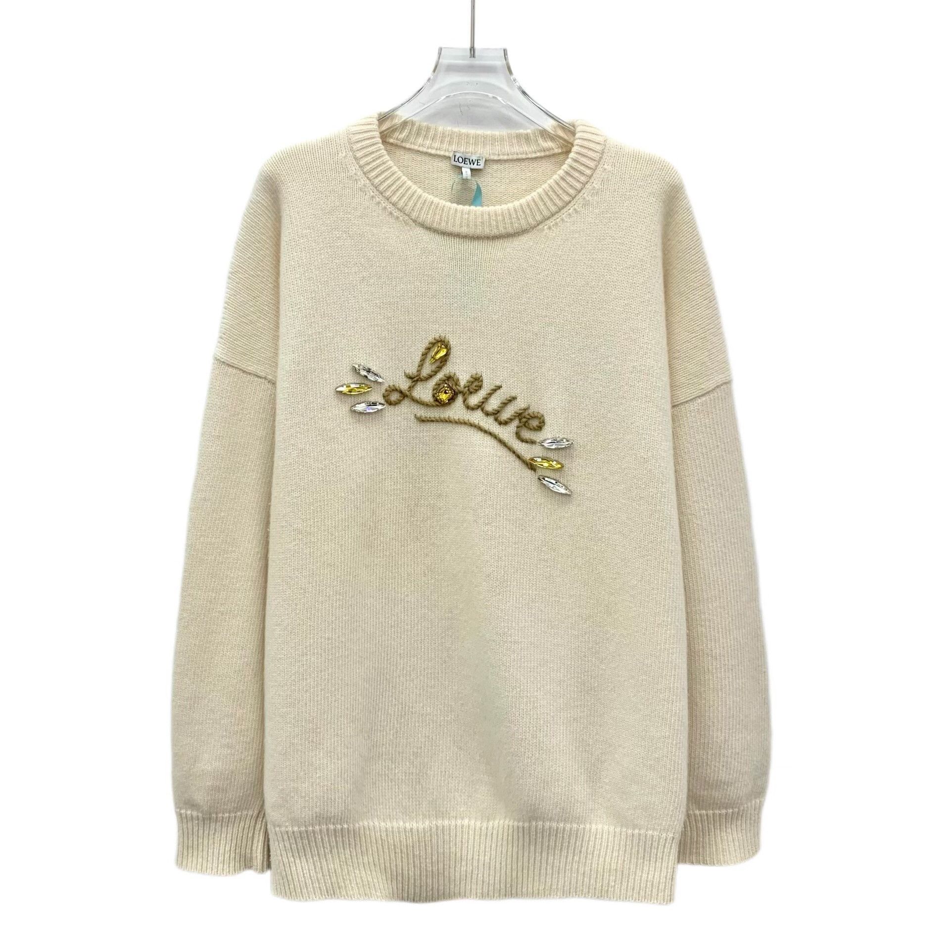 Loewe Loewe Logo Embroidery Diamond Wool Knit Sweater Size L / US 10 / IT 46 - 1 Thumbnail