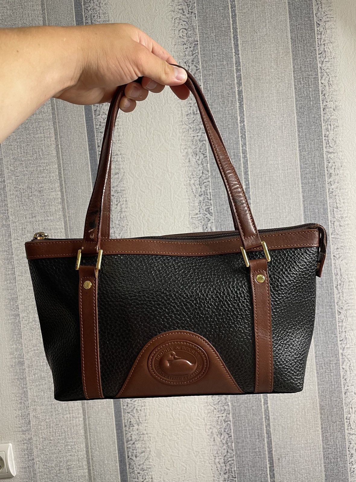 Dooney & Bourke Vintage Dooney&Bourke Made in USA Handle Bag Size ONE SIZE - 1 Thumbnail