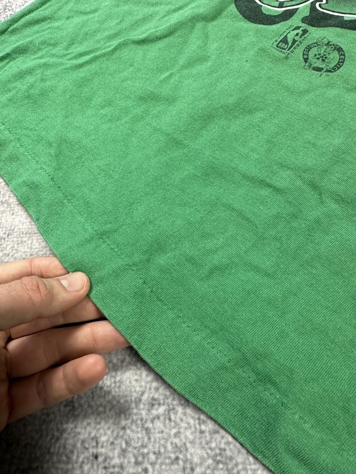 Vintage Vinateg NBA Boston Celtics Logo T-shirt Stretwear Rare USA Size US XL / EU 56 / 4 - 5 Thumbnail