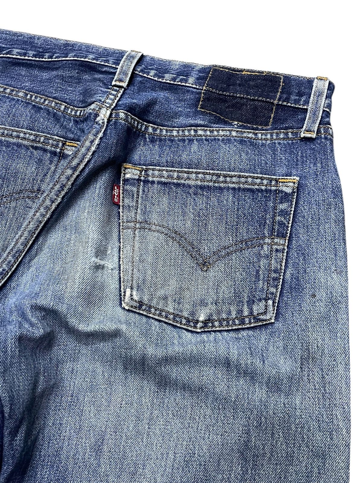 Levi's × Vintage Vintage Levis 501 90s Distressed Jeans Size US 30 / EU 46 - 19 Thumbnail