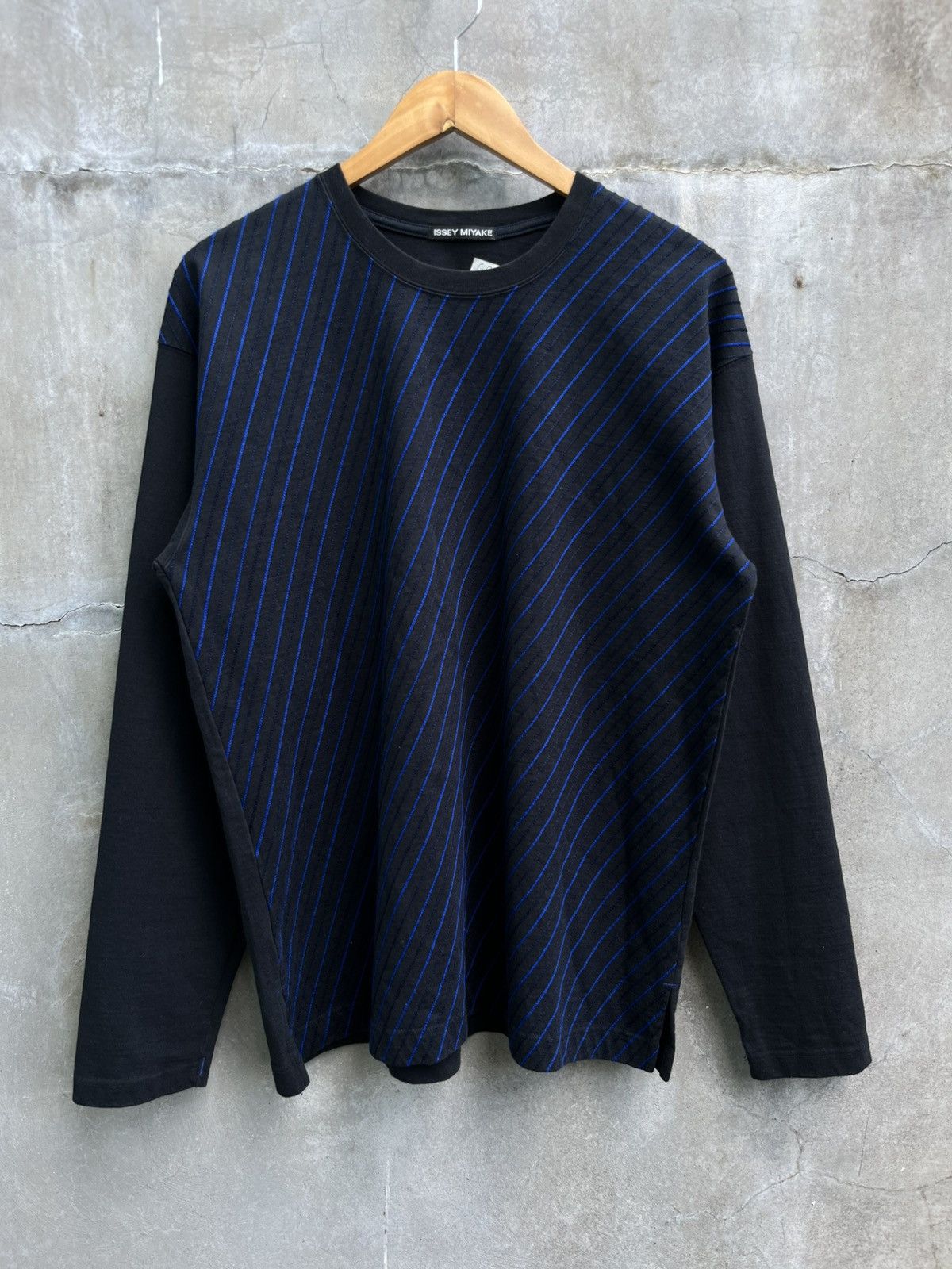 Issey Miyake Slanted Line Sweater Size US L / EU 52-54 / 3 - 1 Thumbnail