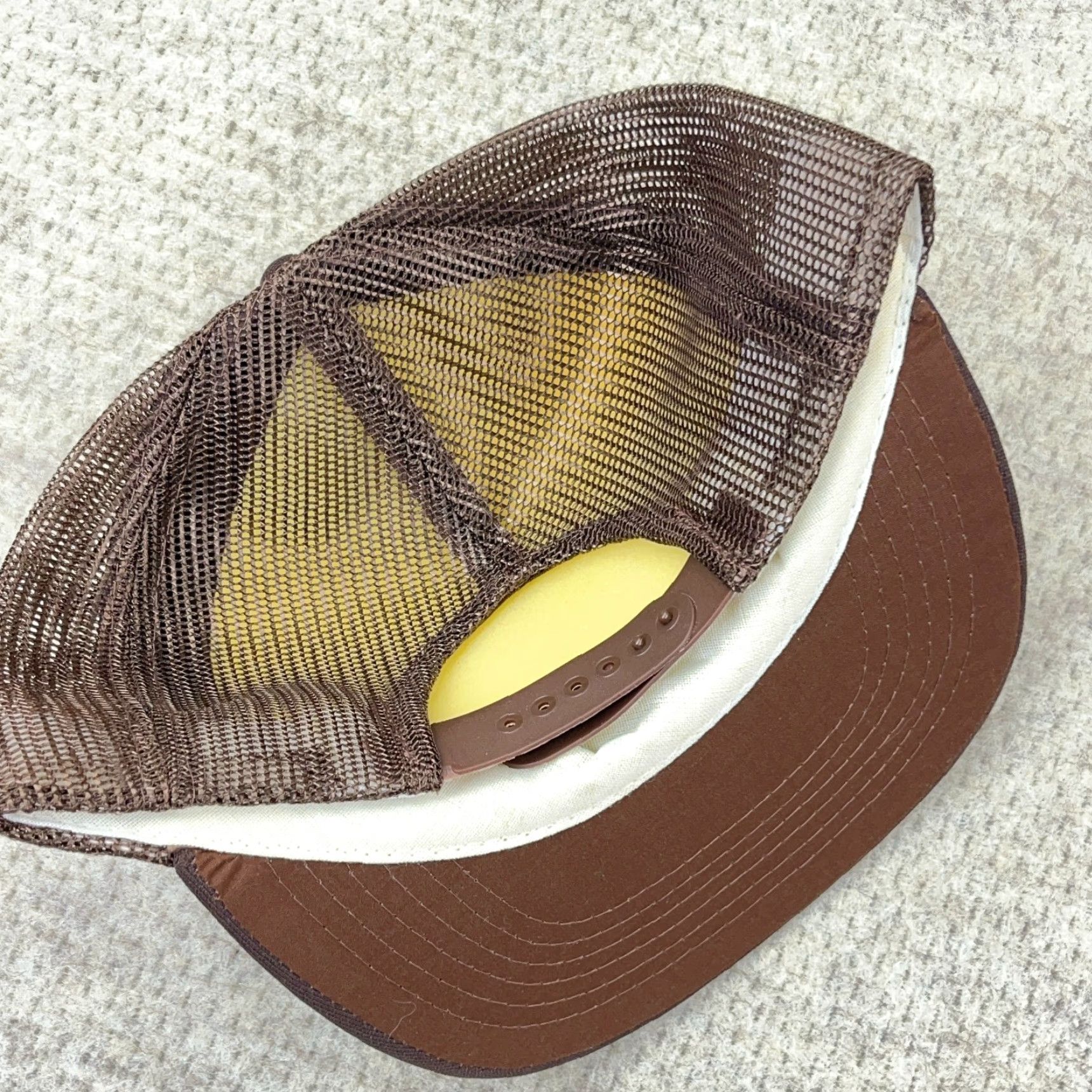 Vintage VINTAGE Fishing Trucker Hat Cap SnapBack 90s Y2K Brown White Lures Sportsman Hat Size ONE SIZE - 5 Thumbnail