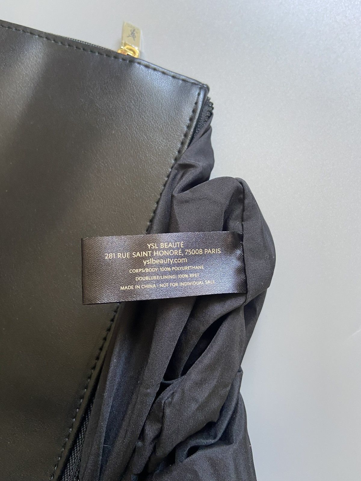 Yves Saint Laurent Cosmetic Beauty Logo Bag Black Size ONE SIZE - 11 Thumbnail