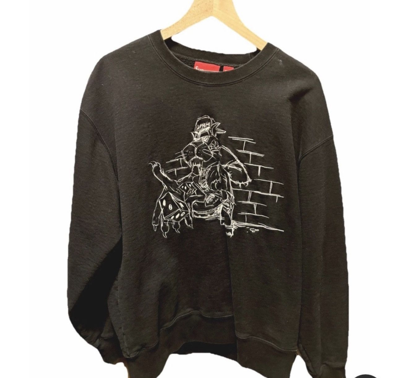 Supreme Supreme Chester Cheeto Crewneck Sweatshirt Size US L / EU 52-54 / 3 - 1 Thumbnail