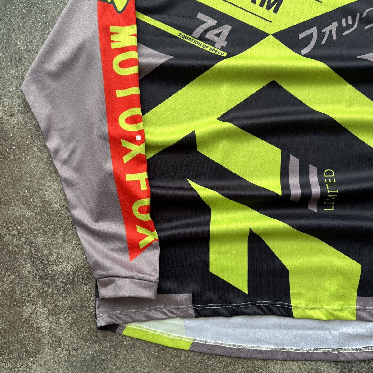 Formula 1 Fox Racing Y2K Hype Moto Racing Long Sleeve Jersey Size US XL / EU 56 / 4 - 5 Thumbnail