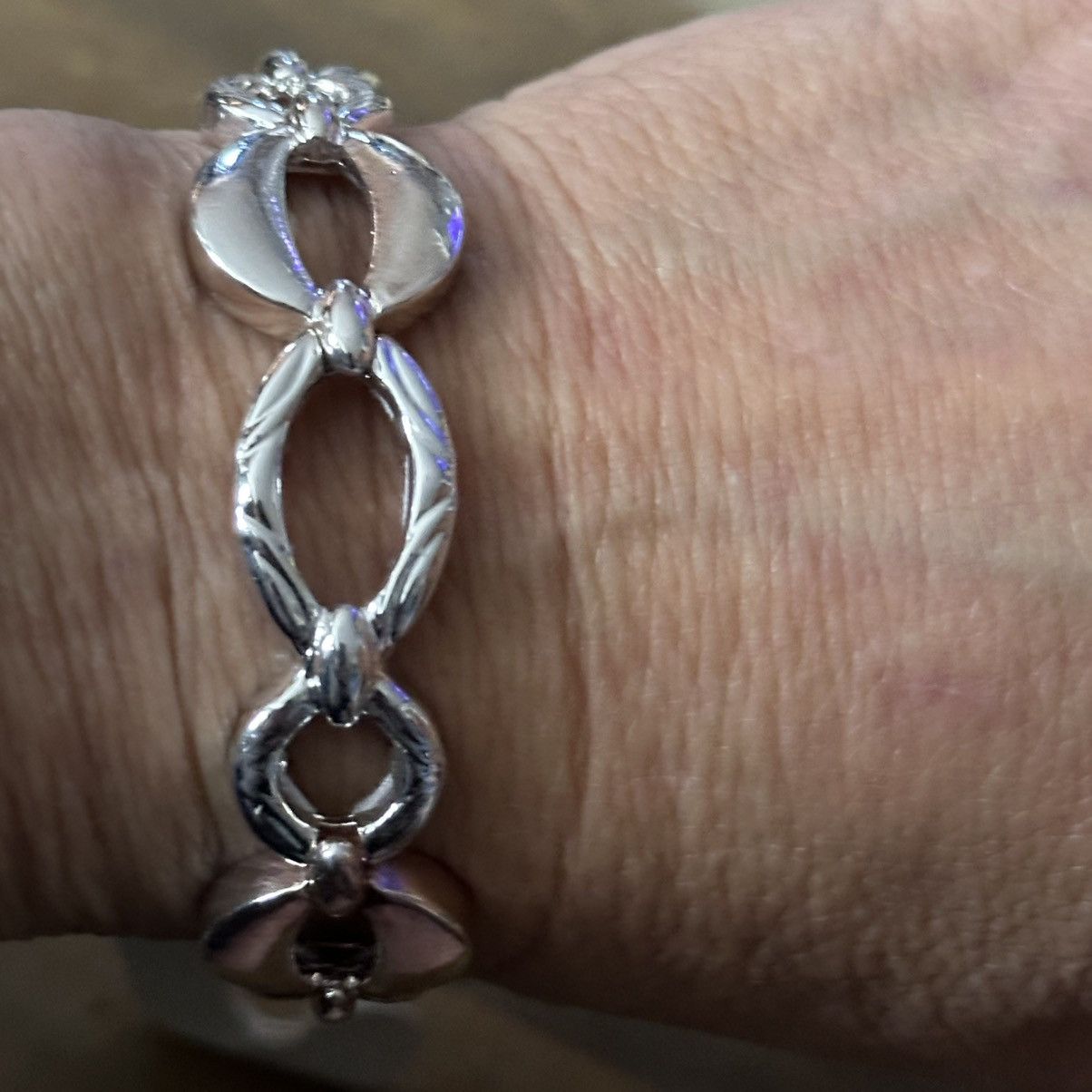 Other Napier silver tone link stretch bracelet Size ONE SIZE - 4 Thumbnail