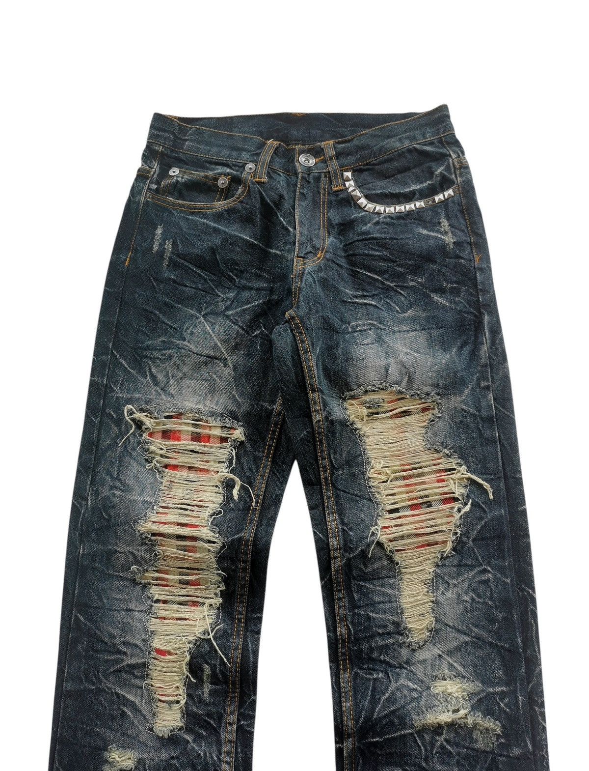 Japanese Brand Rare piece distressed studded jeans 28x30 Size US 28 / EU 44 - 3 Thumbnail