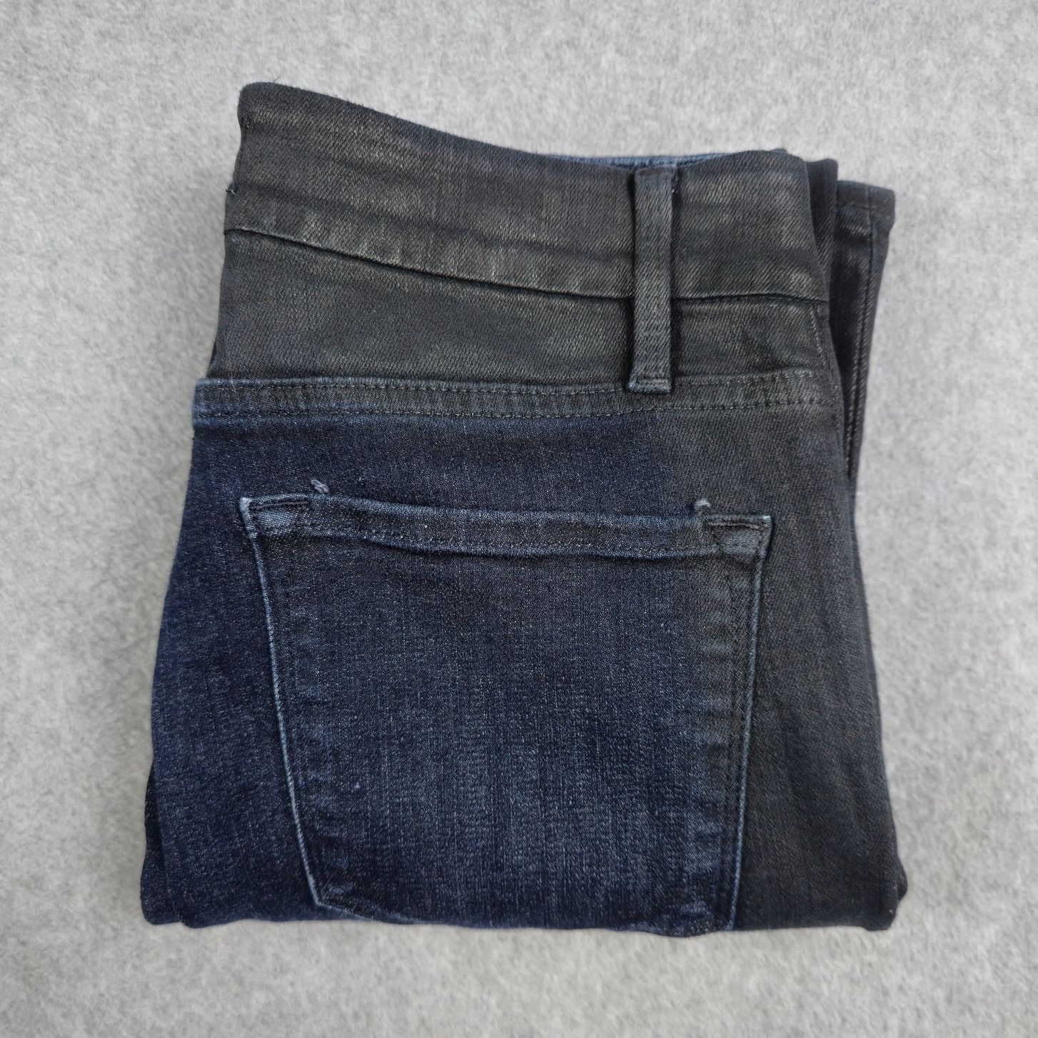 Frame Frame 29 Epicure Black Coated Le Crop Mini Boot Jean LCMB899 Size 28" / US 6 / IT 42 - 1 Thumbnail