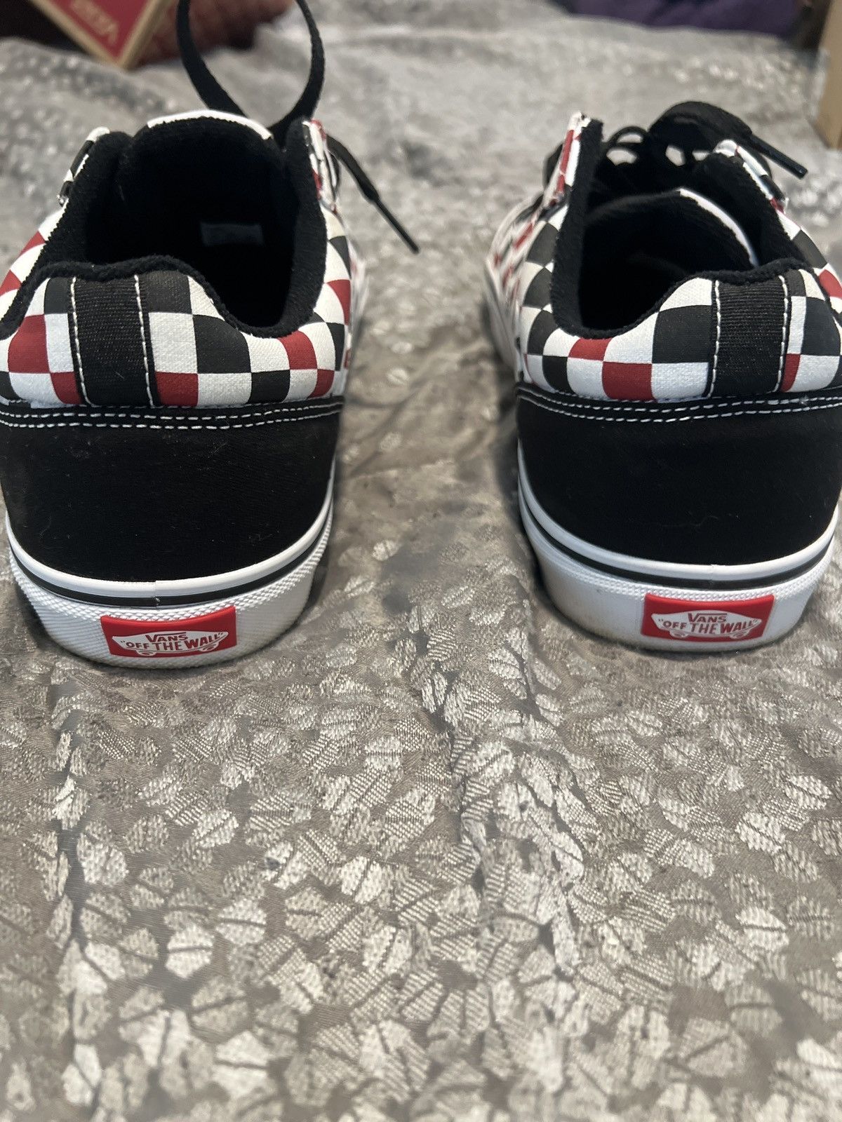 Vans Vans red black and white checkered Size US 10 / EU 43 - 4 Thumbnail
