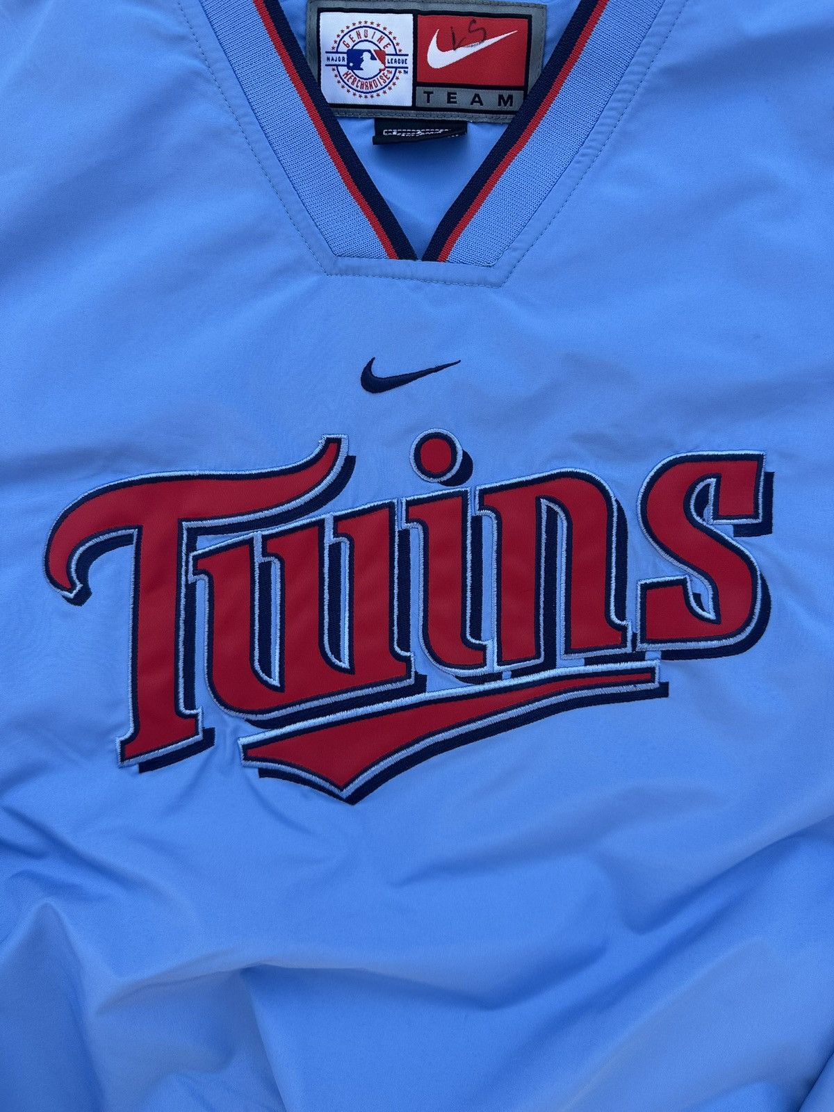Nike Vintage y2k Nike blue center swoosh Minnesota Twins pullover Size US S / EU 44-46 / 1 - 2 Thumbnail
