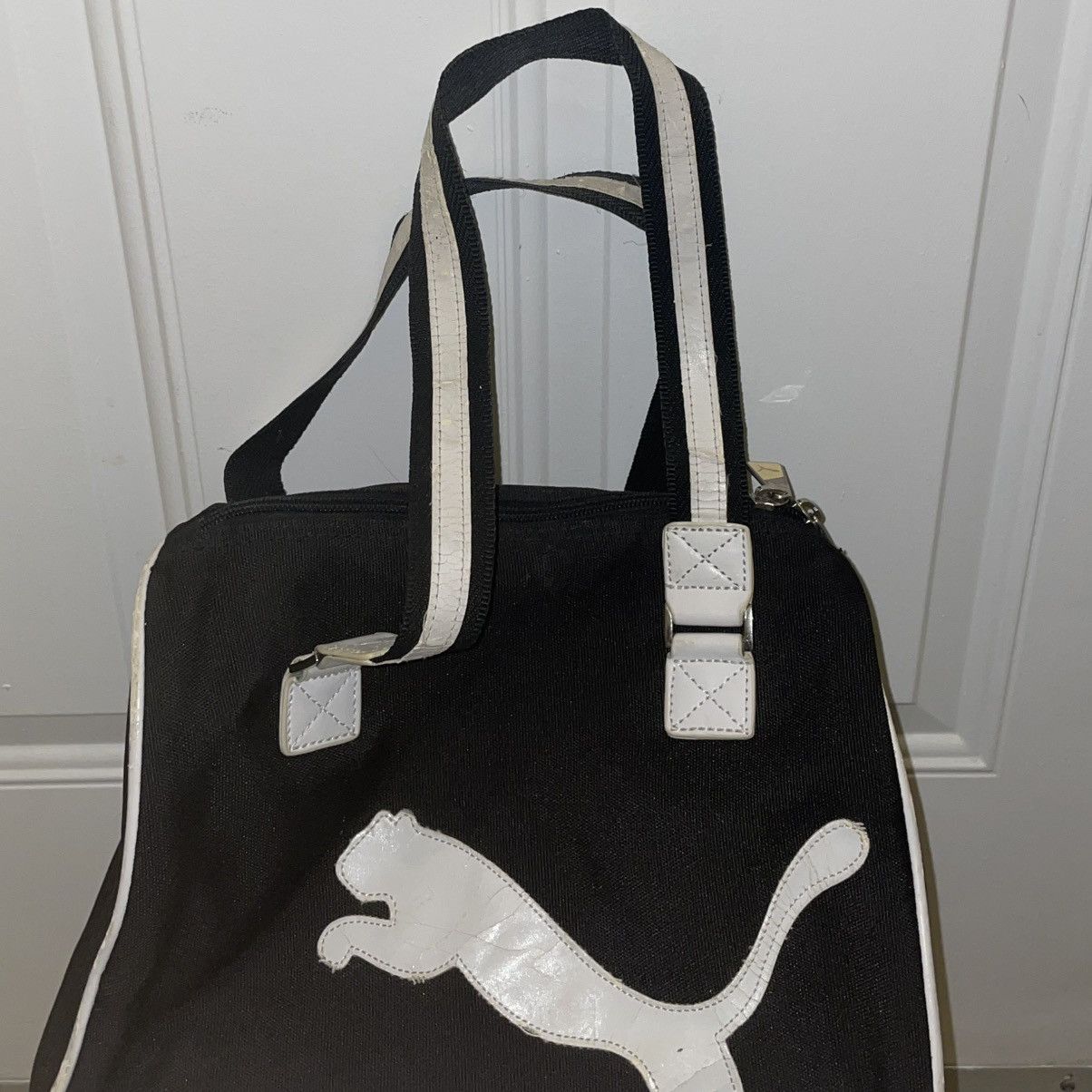Puma Vintage Y2K Puma Black & White Cat Logo Cute Hand Bag Purse Size ONE SIZE - 9 Thumbnail