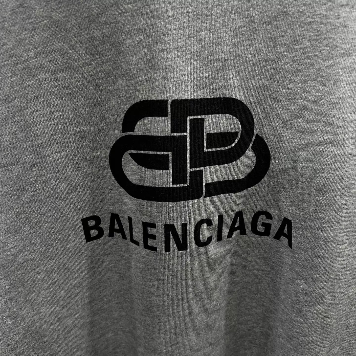 Balenciaga Balenciaga Padlock Longsleeve OS XS New Size US XS / EU 42 / 0 - 2 Thumbnail