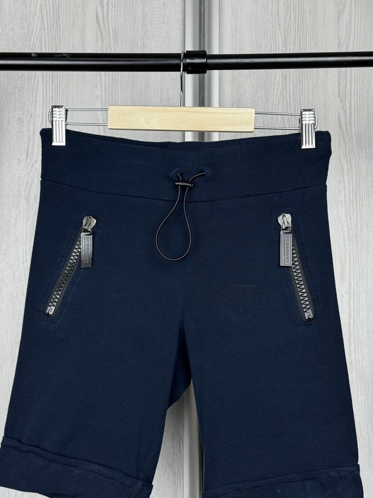 Burberry Burberry Established 1856 navy blue tightened shorts size S Size 28" / US 6 / IT 42 - 3 Thumbnail
