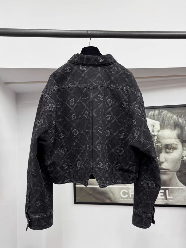 Chanel Chanel 23A black camelia logo denim jacket Size S / US 4 / IT 40 - 3 Thumbnail