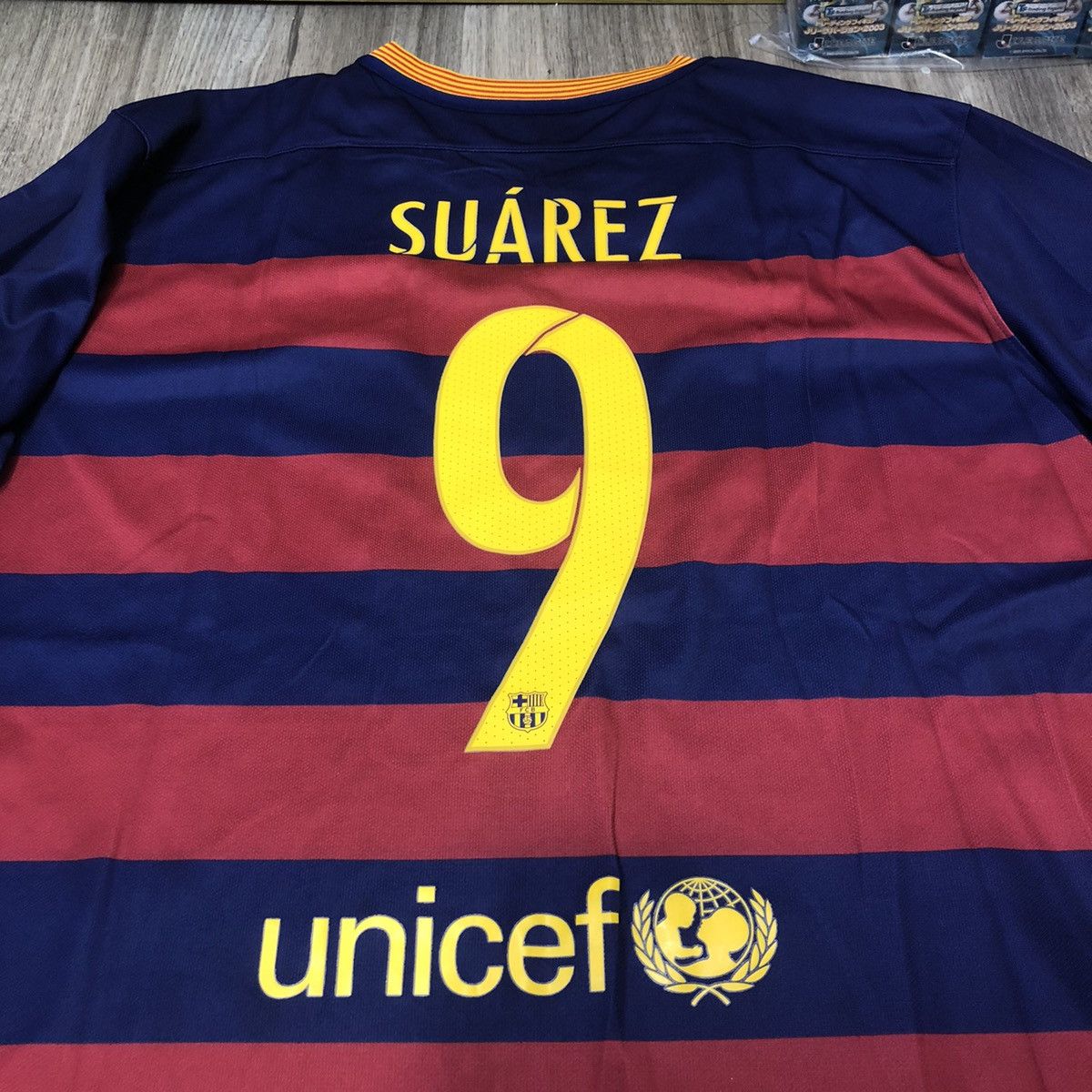 Nike Barcelona 15/16 home shirt #9 Suarez Size US XXL / EU 58 / 5 - 4 Thumbnail