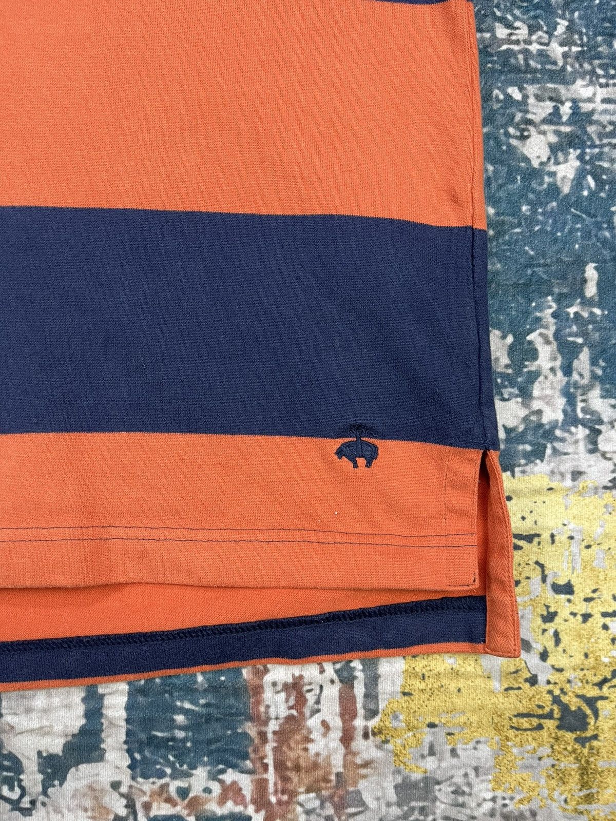 Brooks Brothers Brooks Brothers Stripe Orange Back Hit Hoodie Shirts Size US L / EU 52-54 / 3 - 6 Thumbnail