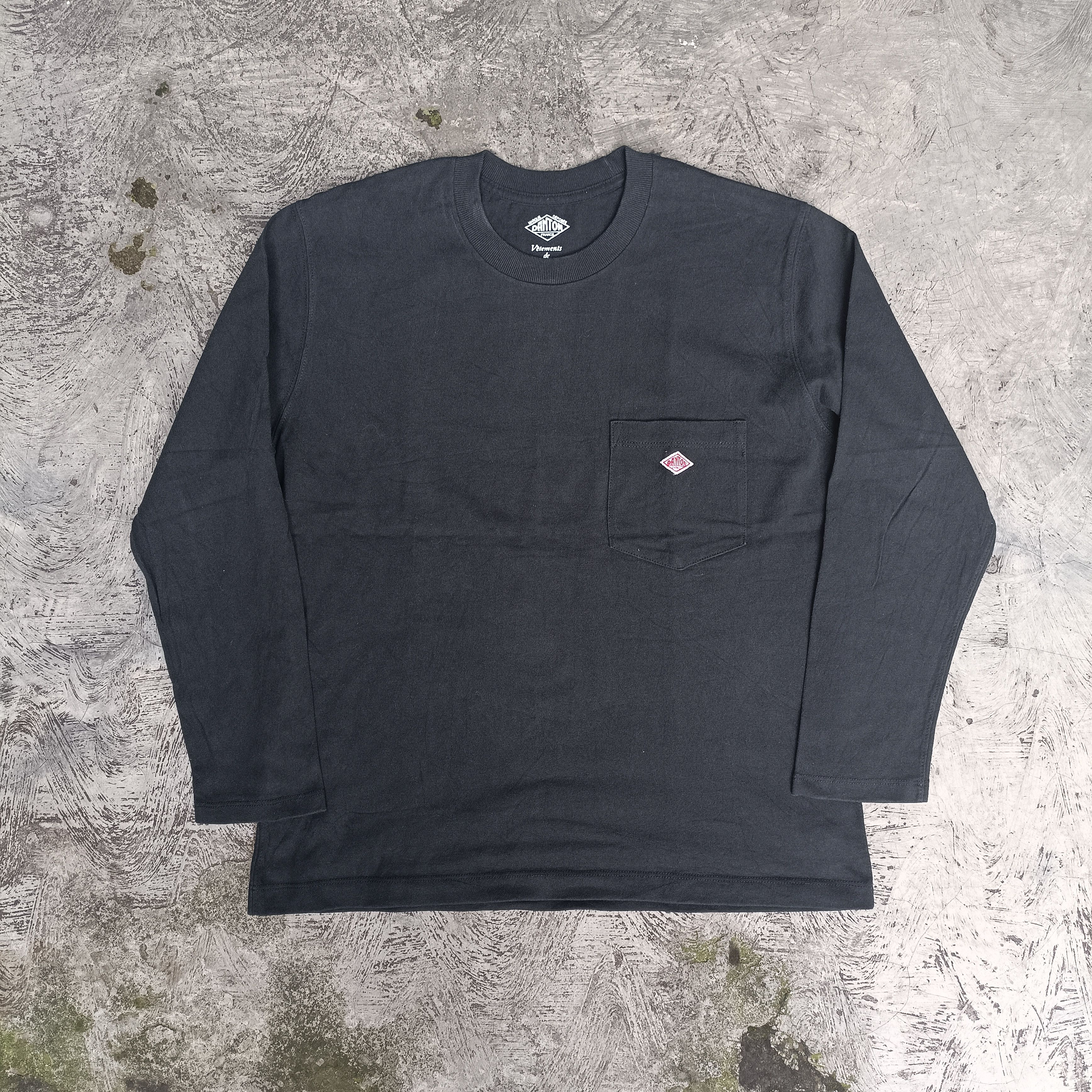 Danton Danton Logo Pocket LS Tee Size M / US 6-8 / IT 42-44 - 1 Thumbnail