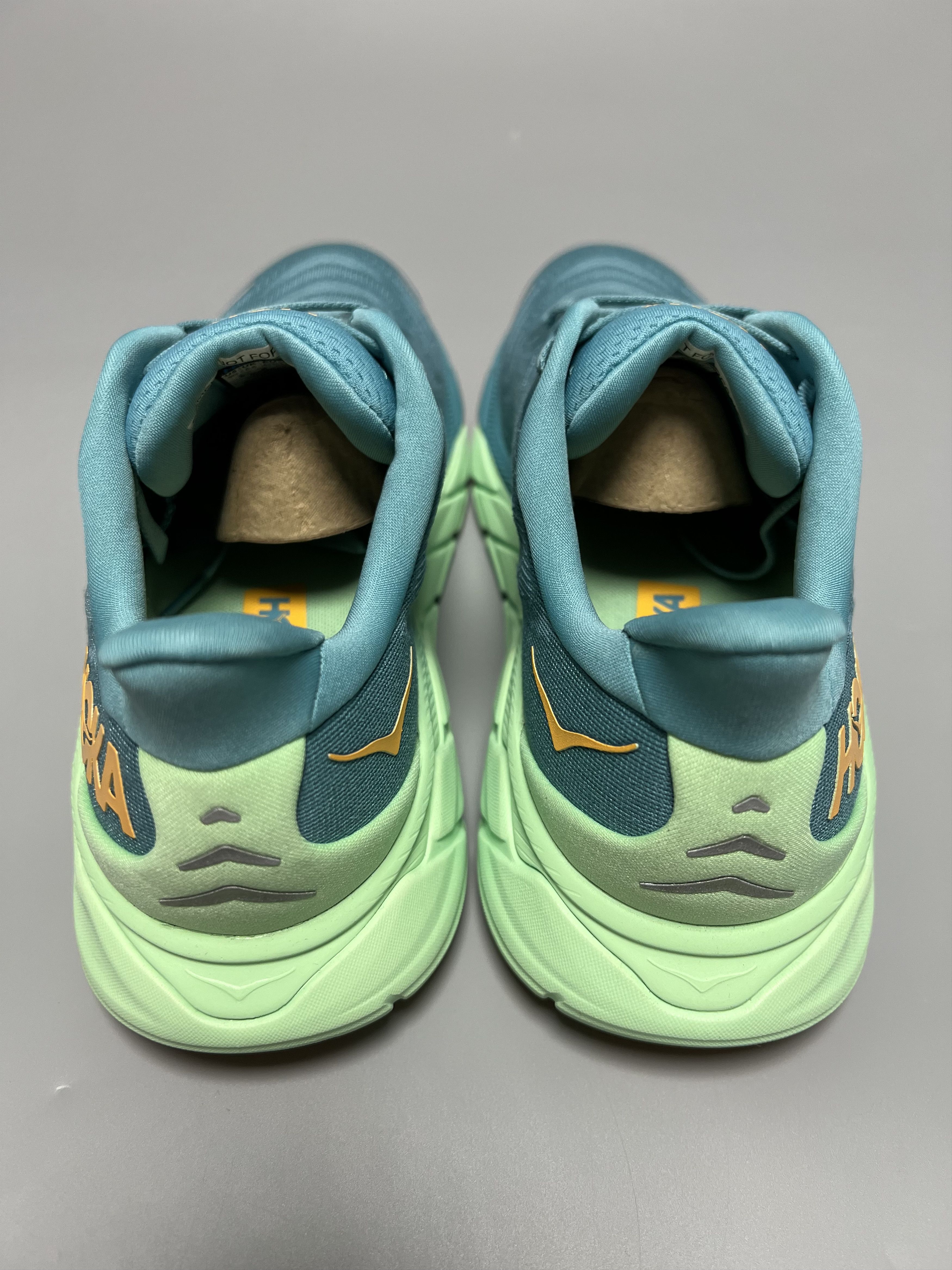 Hoka 9D Hoka One One Arahi 6 Running Shoes Walking Gym Size US 9 / EU 42 - 14 Thumbnail