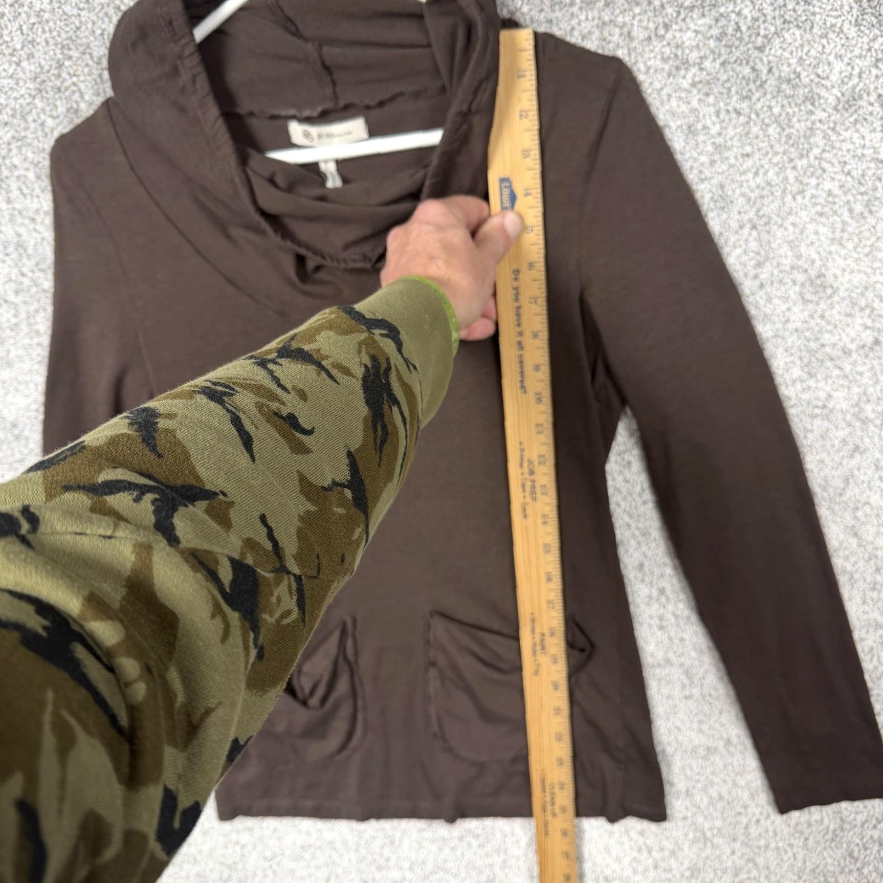 BCBGeneration BCBGeneration T-Shirt Long Sleeve Brown Cowl Neck Pockets Women L Regular Layering Indie Sleaze Soft Grunge Size L / US 10 / IT 46 - 2 Thumbnail