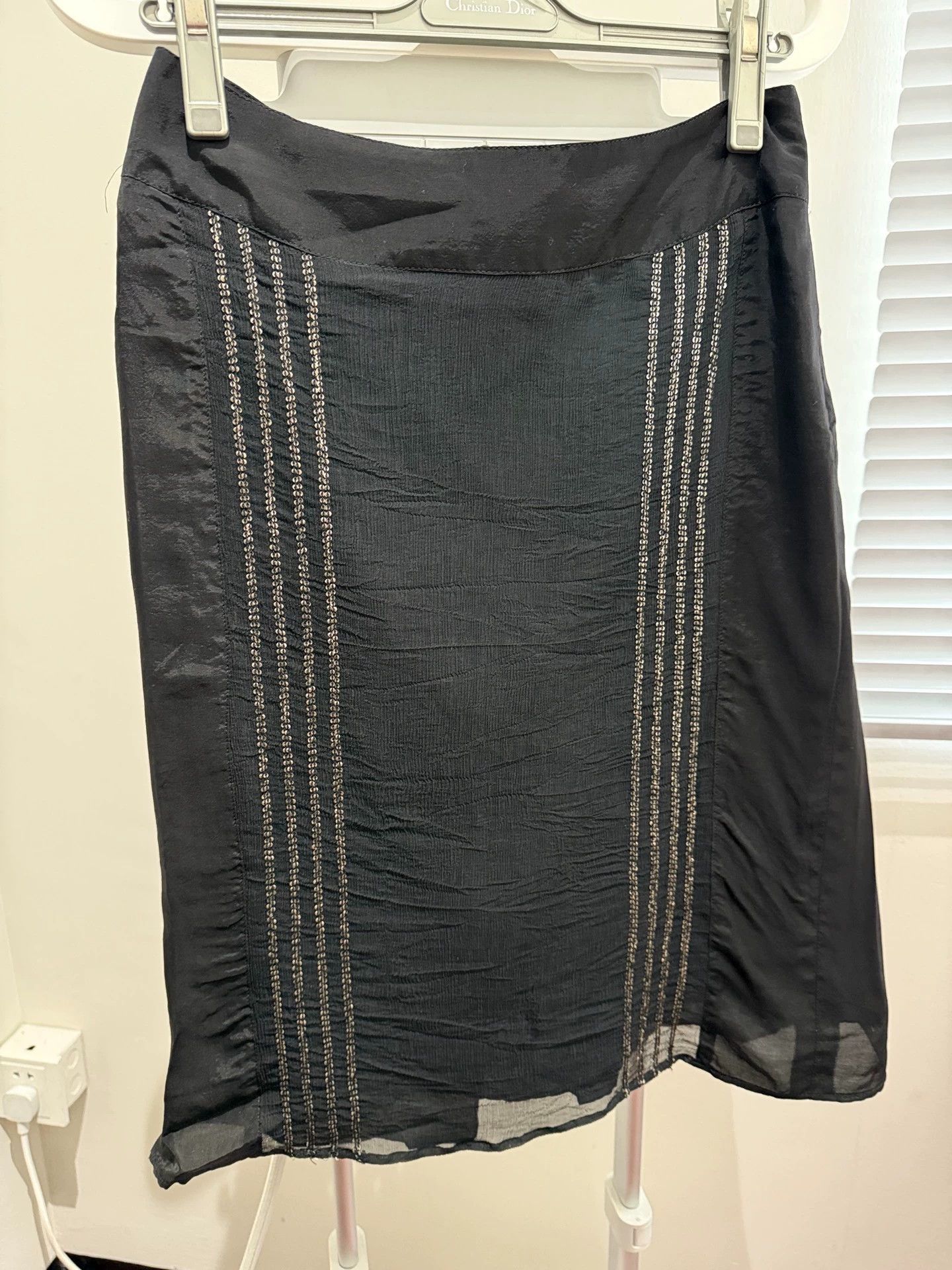 Share Spirit Homme ShareSpirit Women's Black Beaded Silk Midi Skirt 36 Size 25" / US 0 / IT 36 - 3 Thumbnail