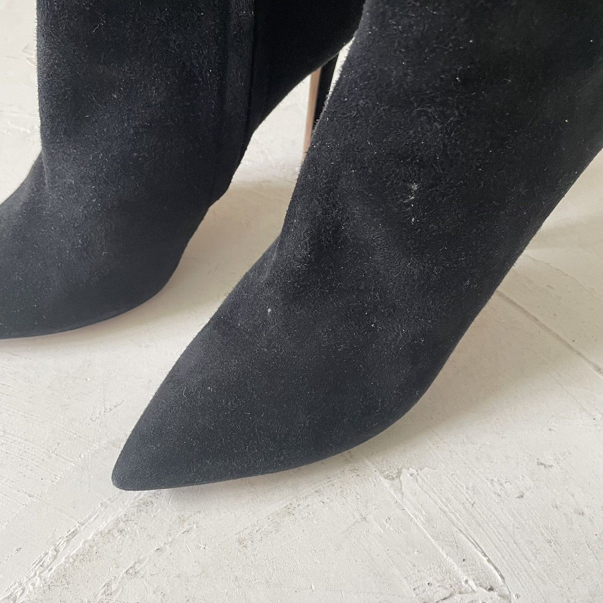 Jimmy Choo Jimmy Choo Black Velvet Boots With Pom Pom Size EU 38.5 US 8 Size US 8 / IT 38 - 16 Thumbnail
