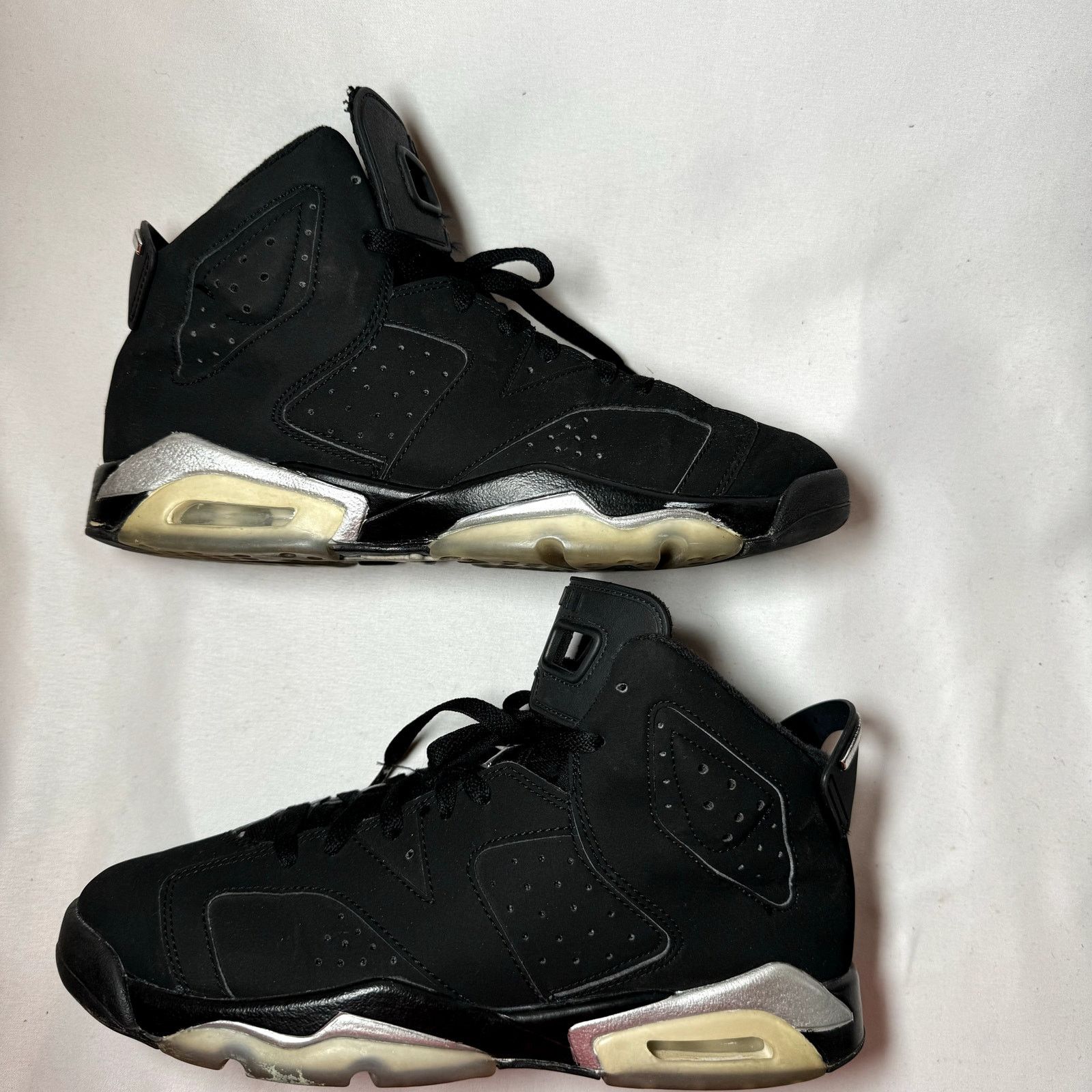 Jordan Brand × Nike Nike Air Jordan 6 Retro GS Chrome Men's Shoes - Size 7 Size US 7 / EU 40 - 2 Thumbnail