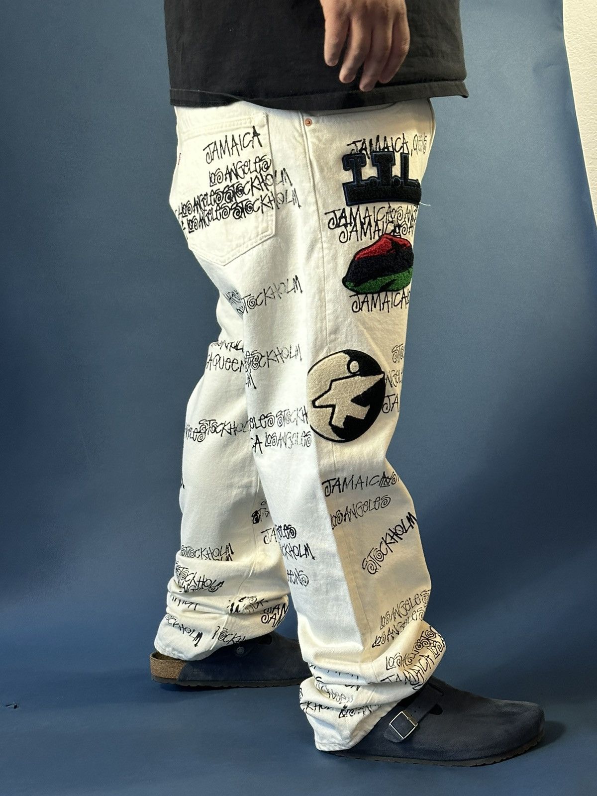 レア【STUSSY】STUSSY & DENIM TEARS KNITTED STRIPE SCARF ☆ Stüssy x Denim Tears: A Tribute to Queens and Schoolyard