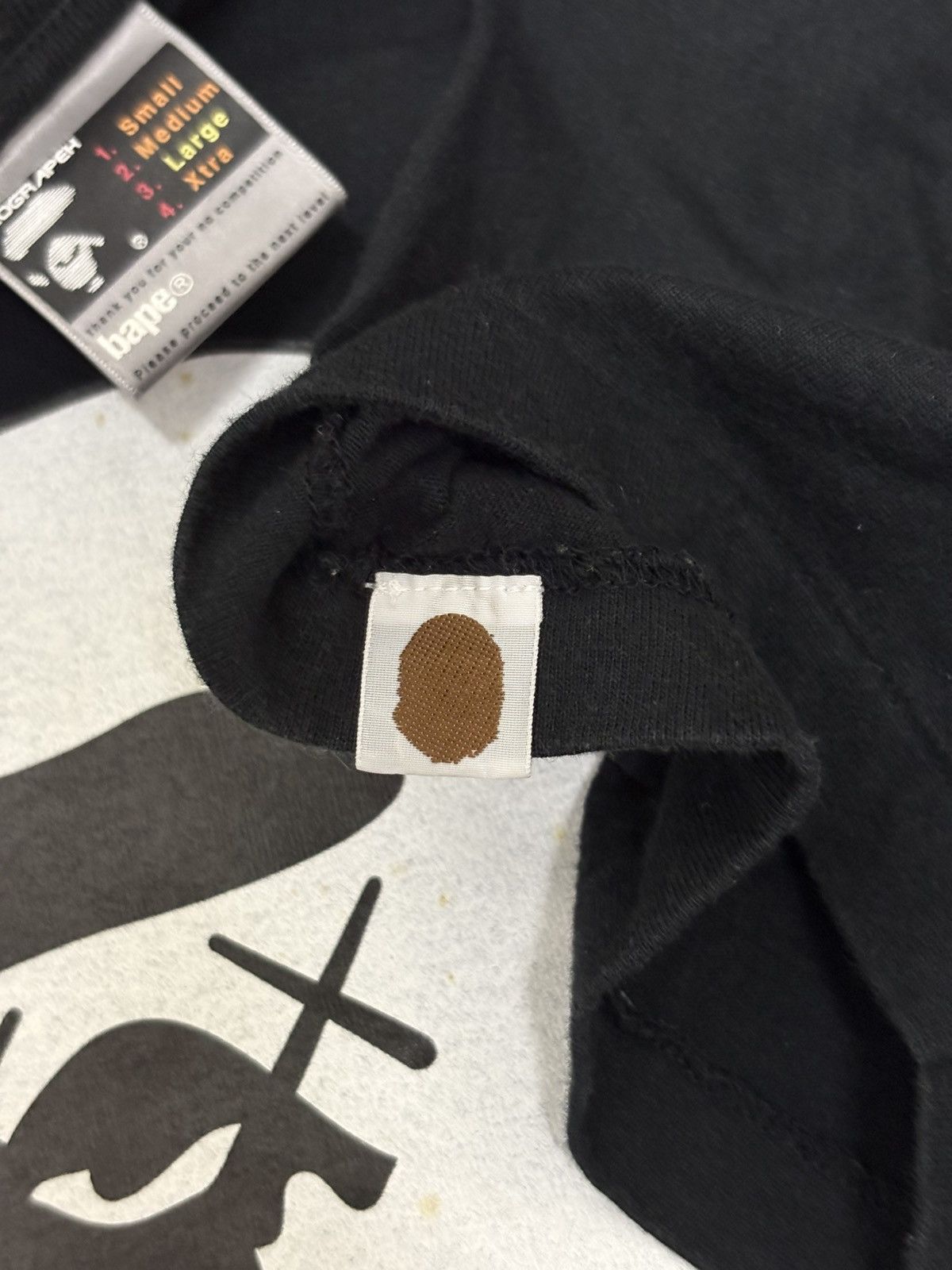 Bape × Kaws Bape x Kaws Vintage T-Shirt Size US L / EU 52-54 / 3 - 6 Thumbnail